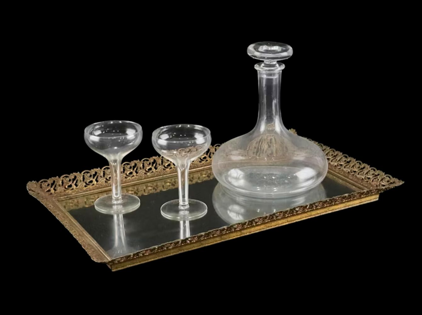 Décor, Furniture, Art & More