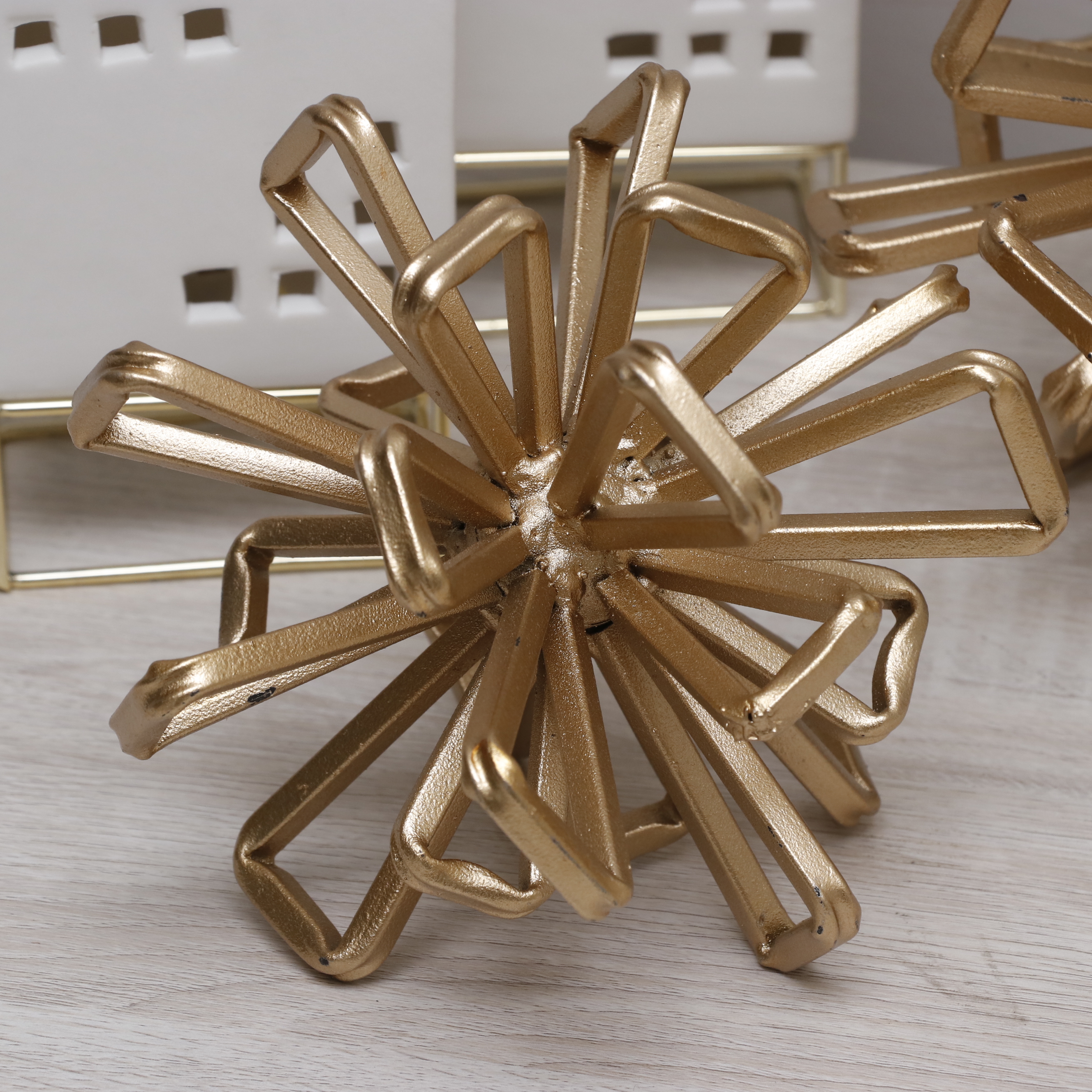 West Elm White Trays, House-Shaped LED Lights and Other Room Décor