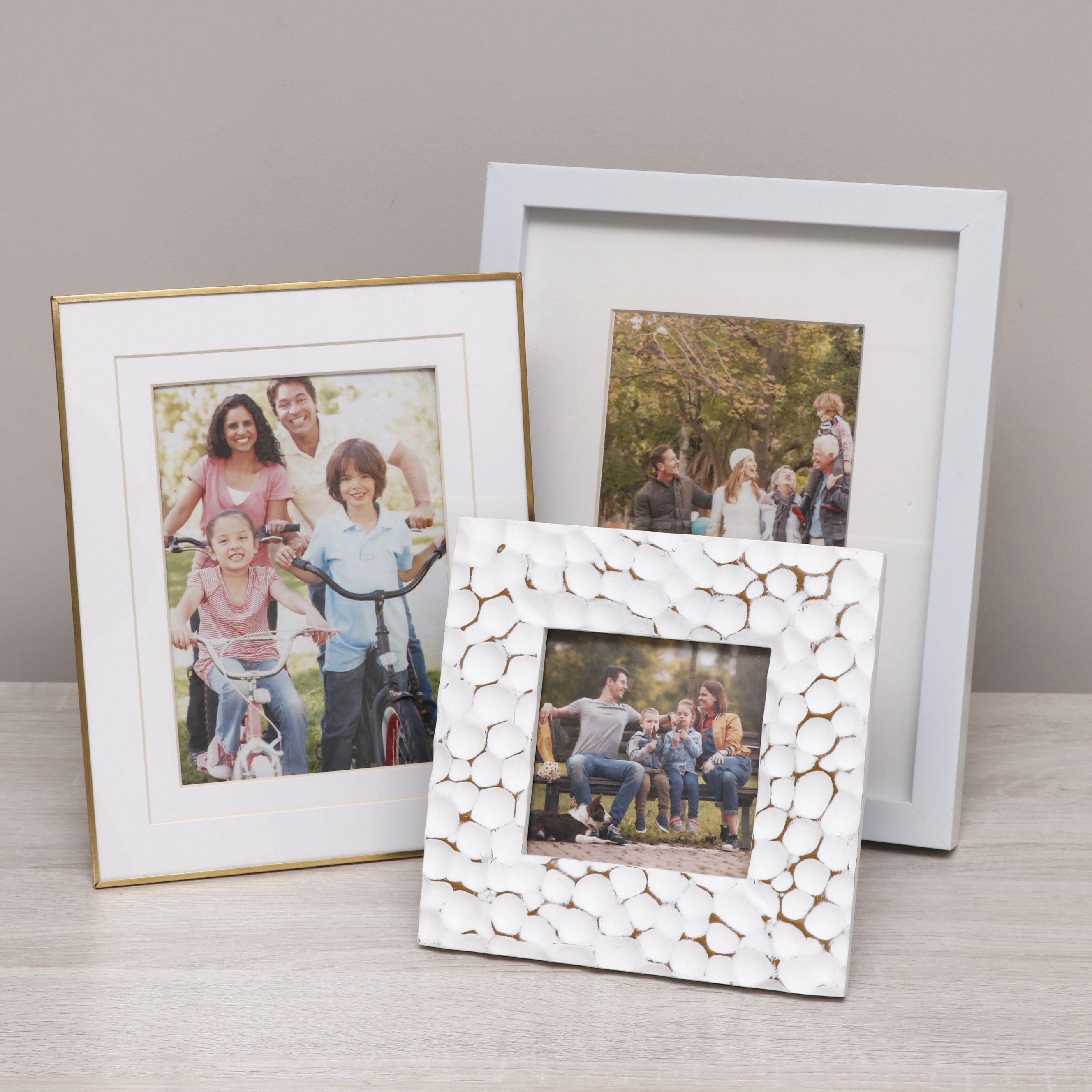 West Elm White Trays, House-Shaped LED Lights and Other Room Décor