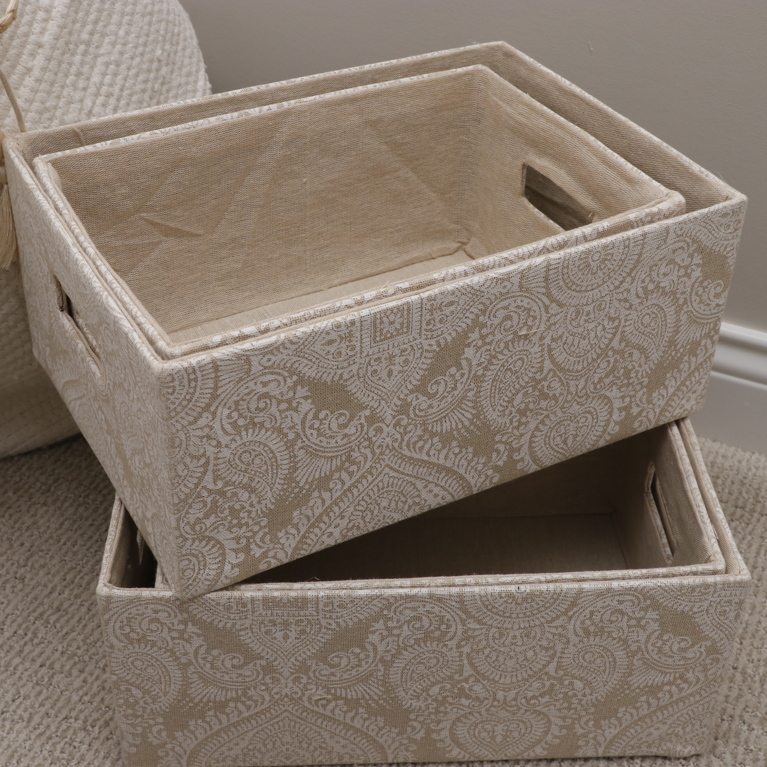 Rope, Jute, and Seagrass Storage Baskets, Bathroom Décor and Towels