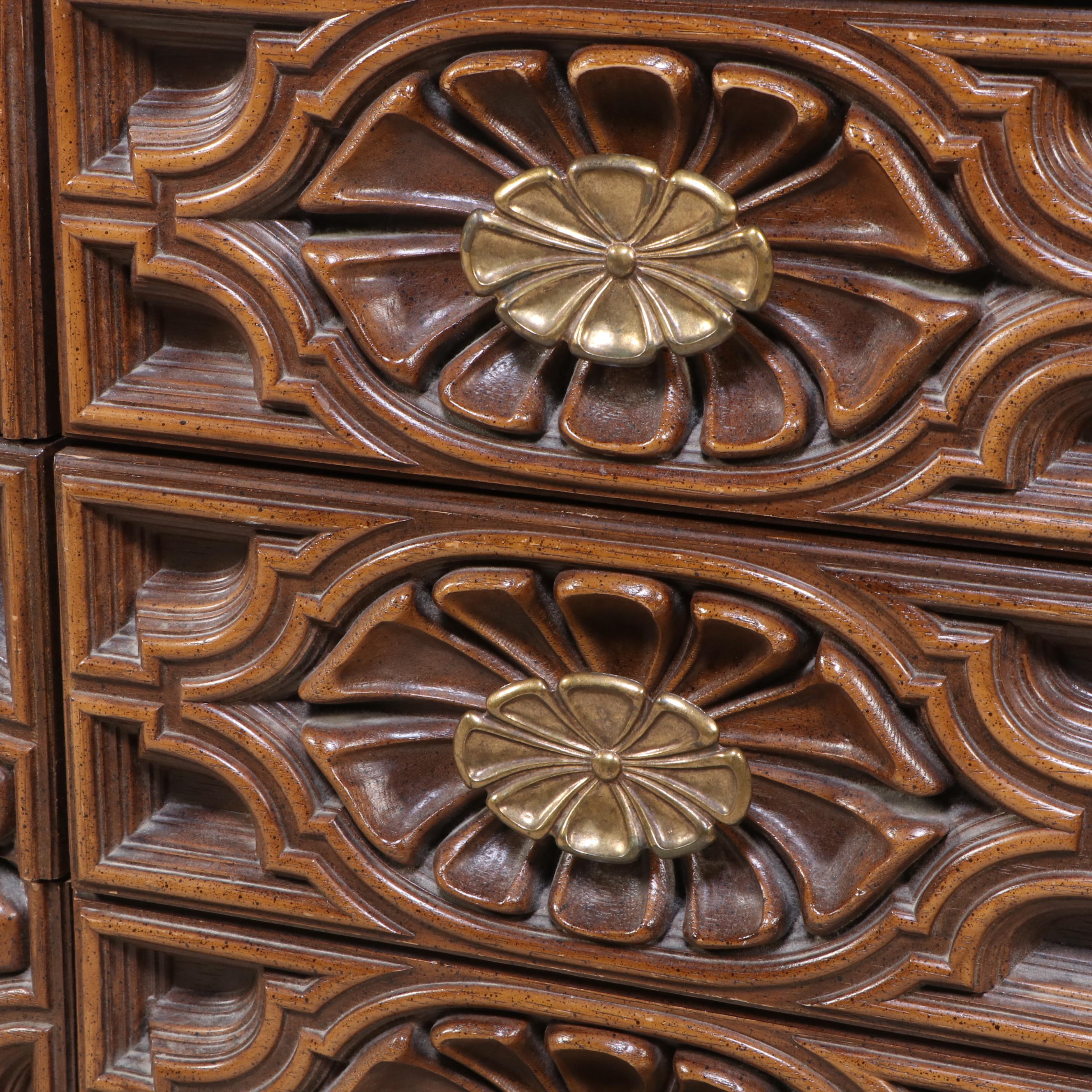 Spanish Baroque Style Carved Oak Dresser with Mirror, Mid to Late 20th Century