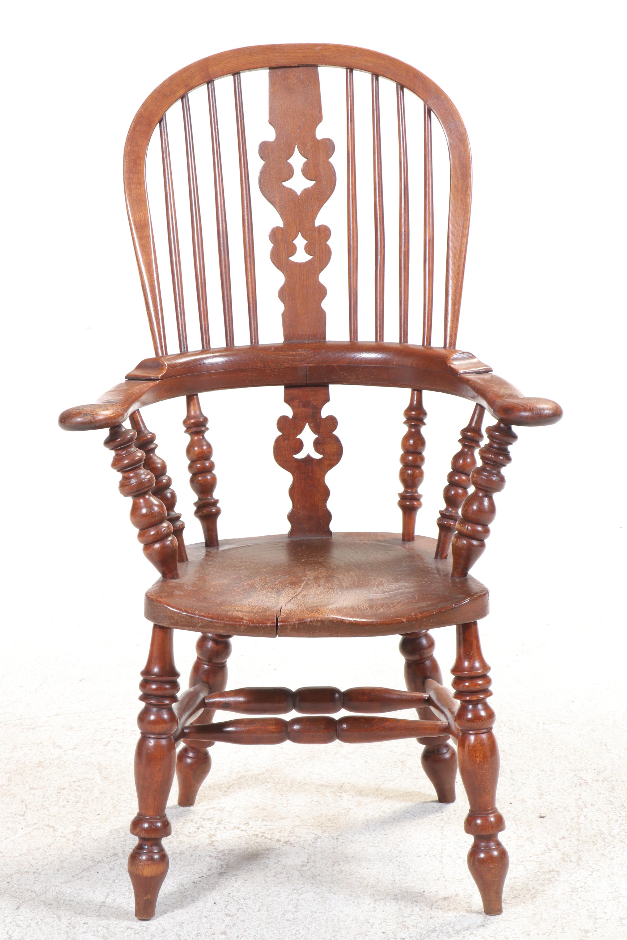 Thames Valley Elm, Ash, and Beech Windsor Armchair, 19th Century