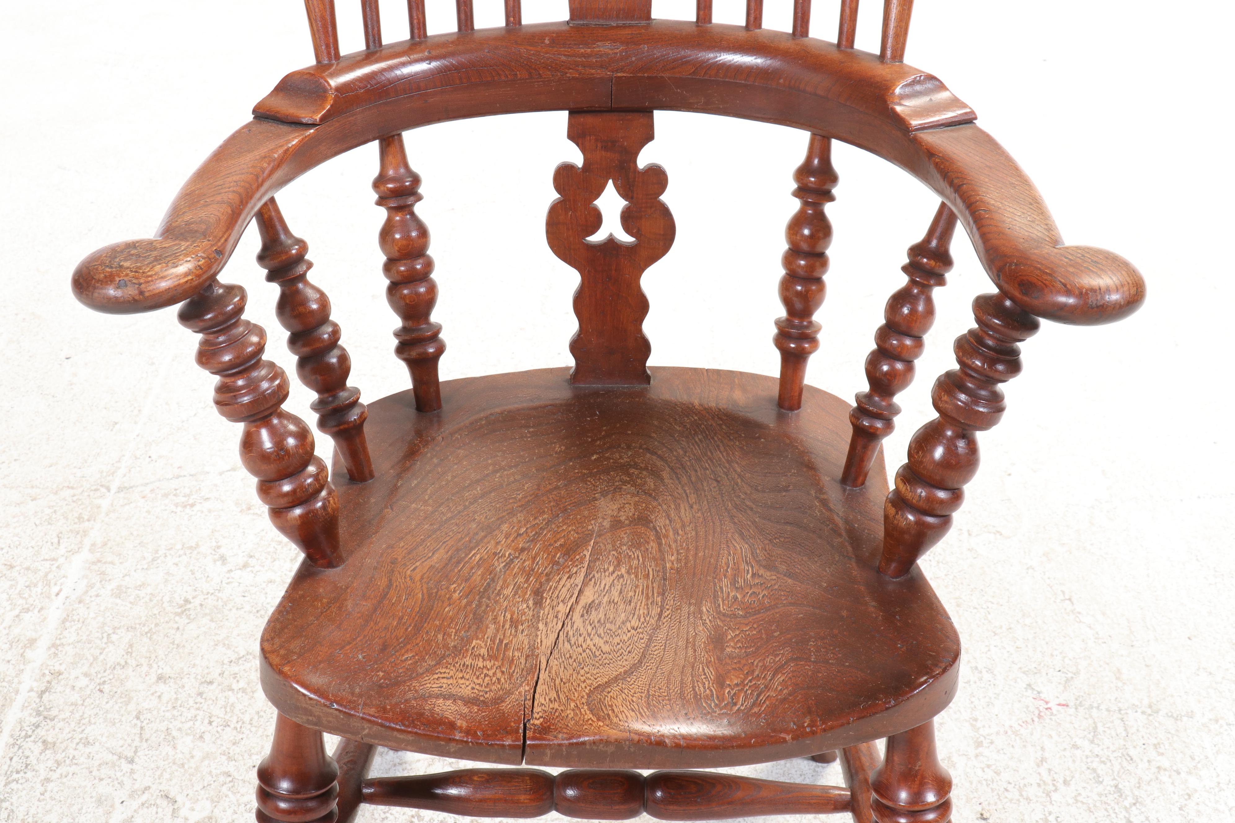 Thames Valley Elm, Ash, and Beech Windsor Armchair, 19th Century