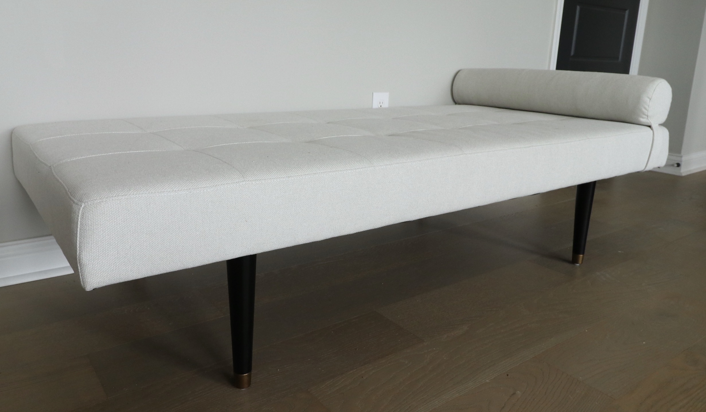 Mid Century Modern Style Upholstered Chaise Lounge with Bolster