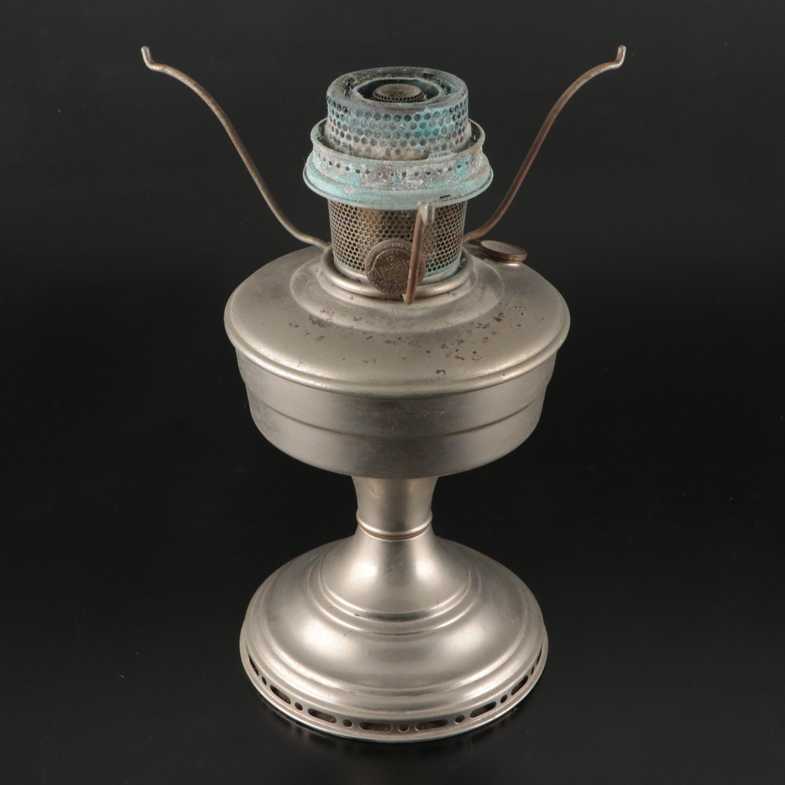 Mantle Lamp Co. Aladdin Model 12 Oil Lamp