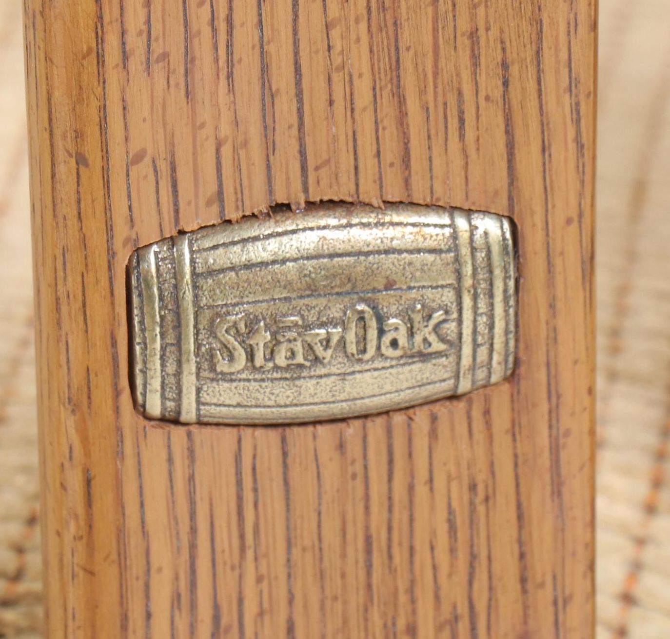 Four Stāv Oak Barrel-Back Swivel Bar Stools, Late 20th Century