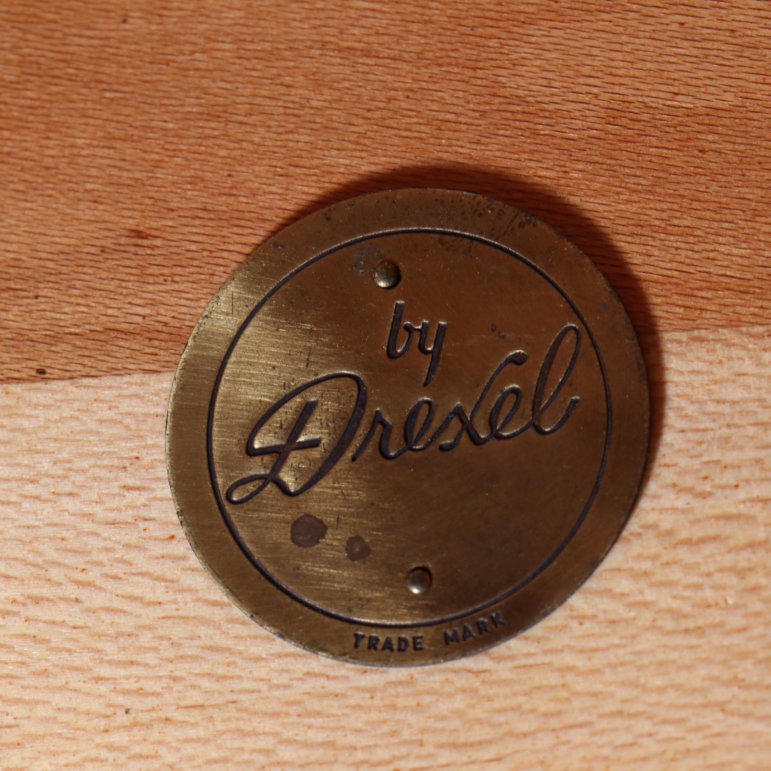 Drexel Federal Style Mahogany and Line-Inlaid Corner Cabinet