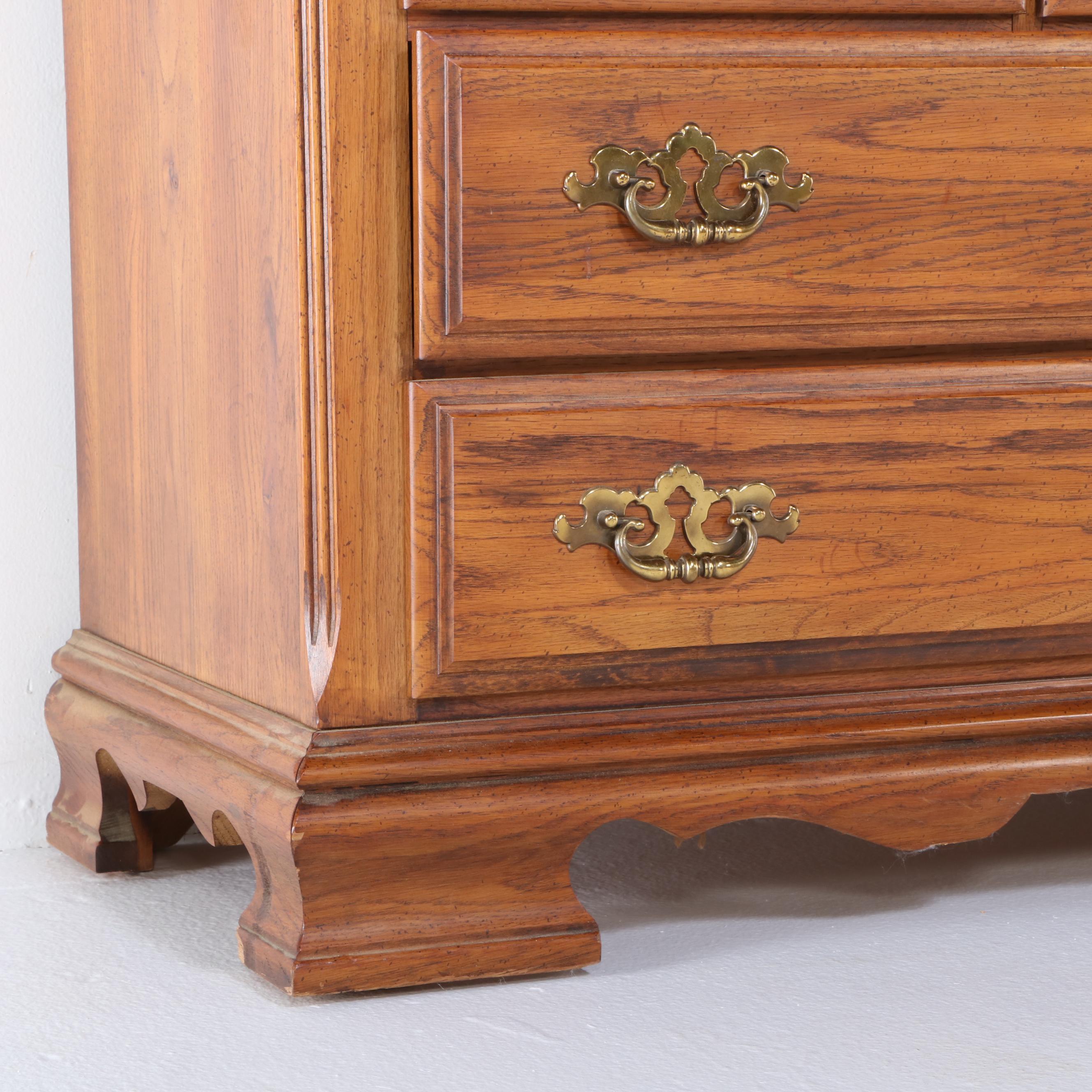 Broyhill "Premier Collections" Chippendale Style Oak-Veneered Ten-Drawer Dresser