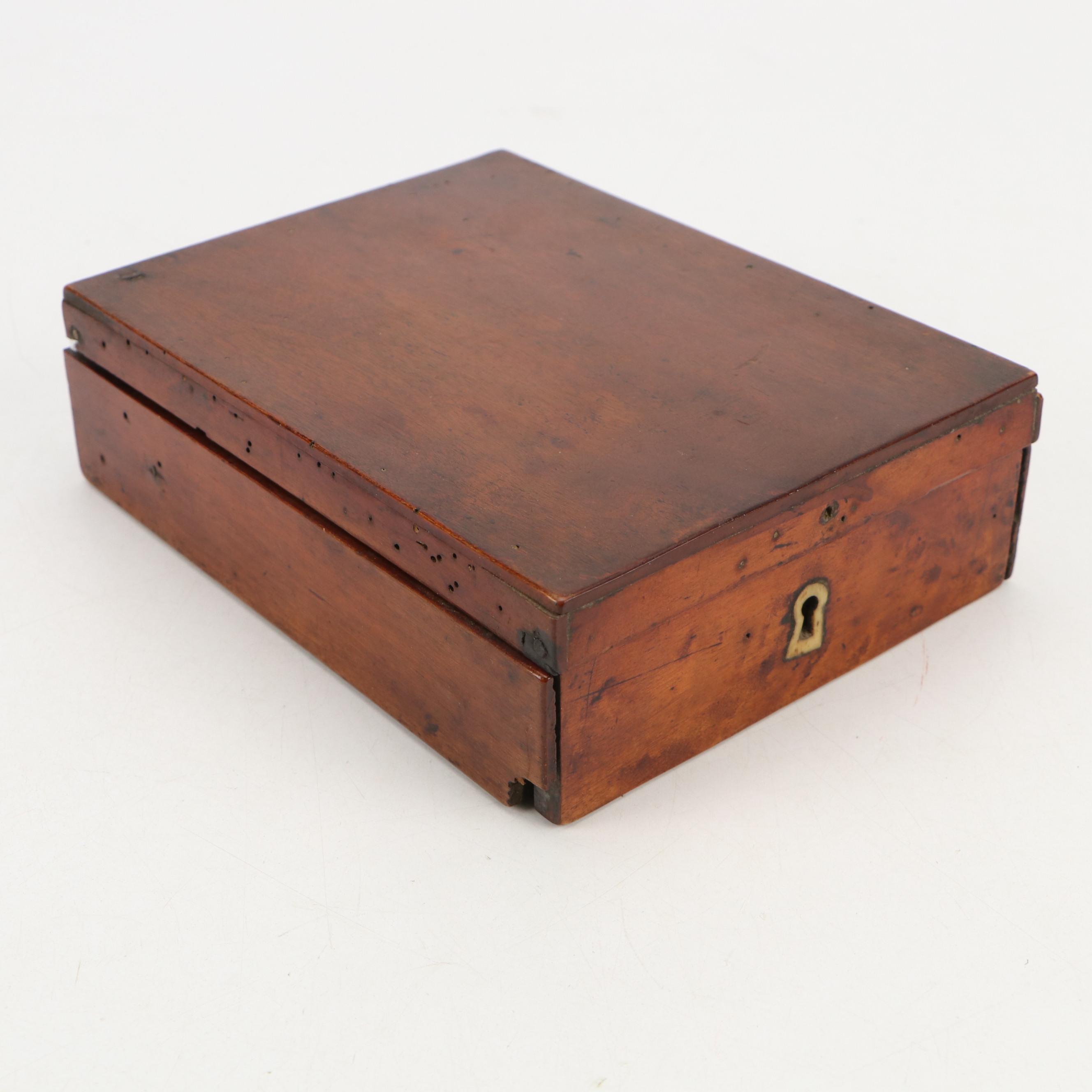 Antique Burlwood Laminate Travel Shaving Box, 19th Century
