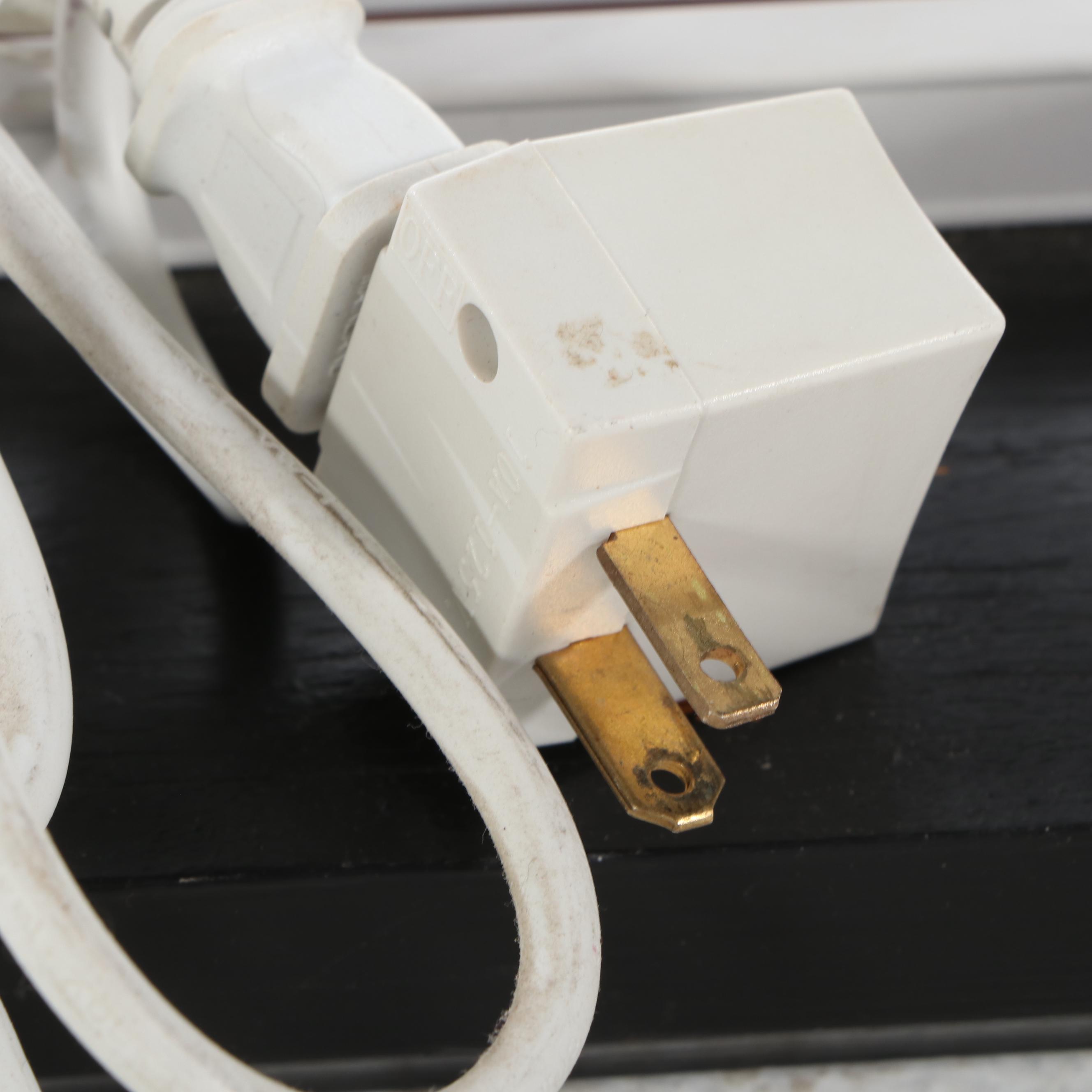 Colonial Style Ebonized Wood Single-Drawer Desk with Windsor Style Desk Chair