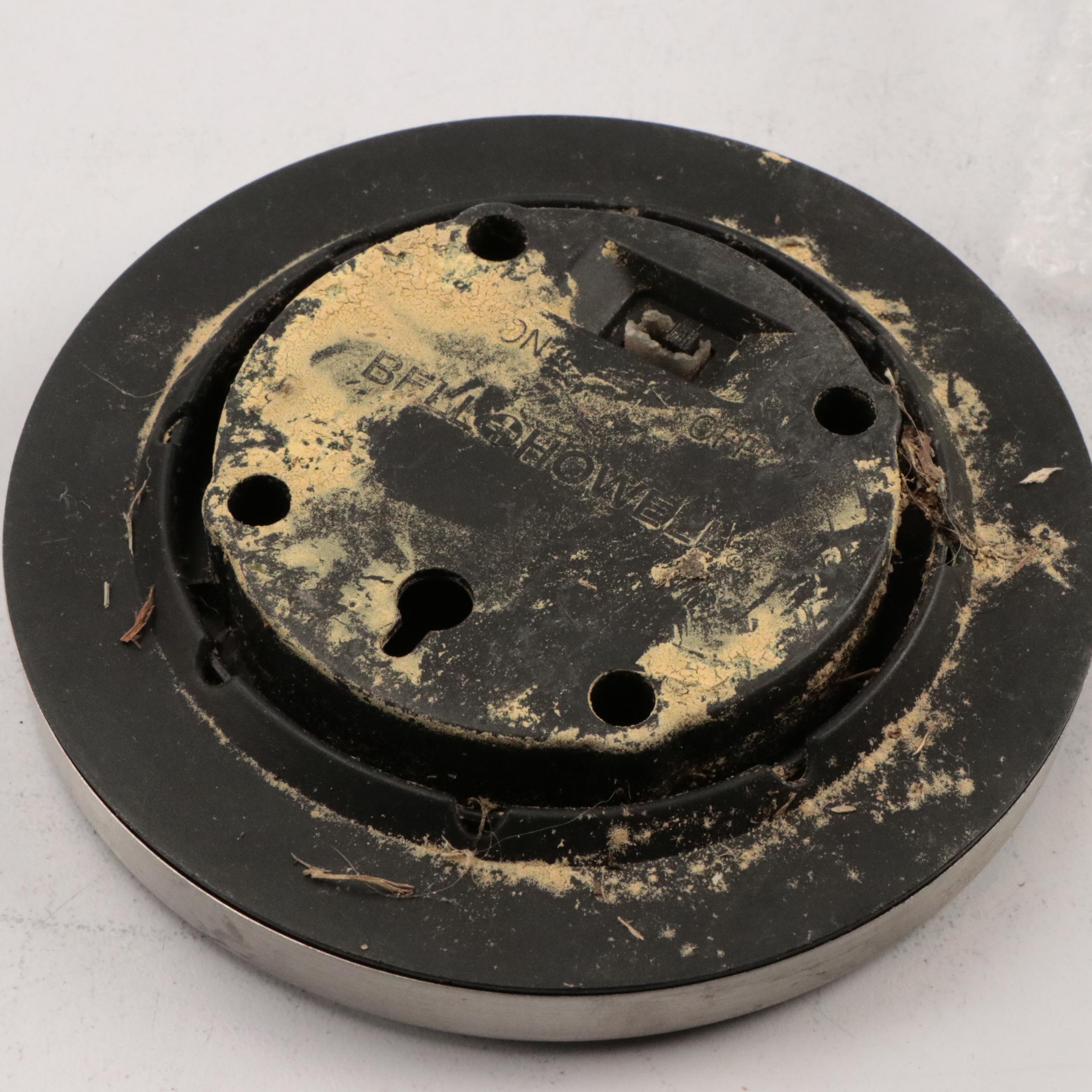 Bell + Howell Solar Powered Disk Lights