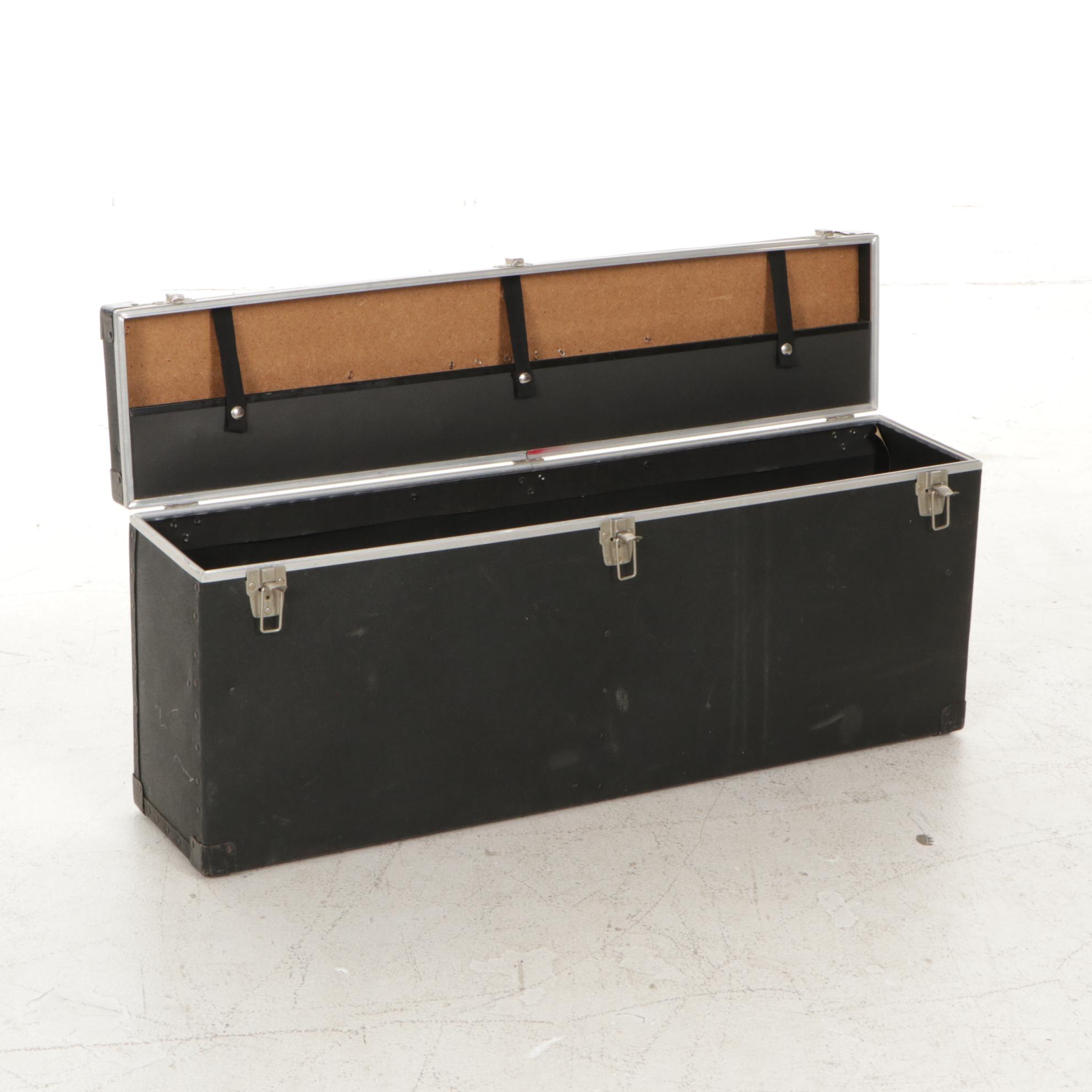 Compartmentalized Latching Storage Case