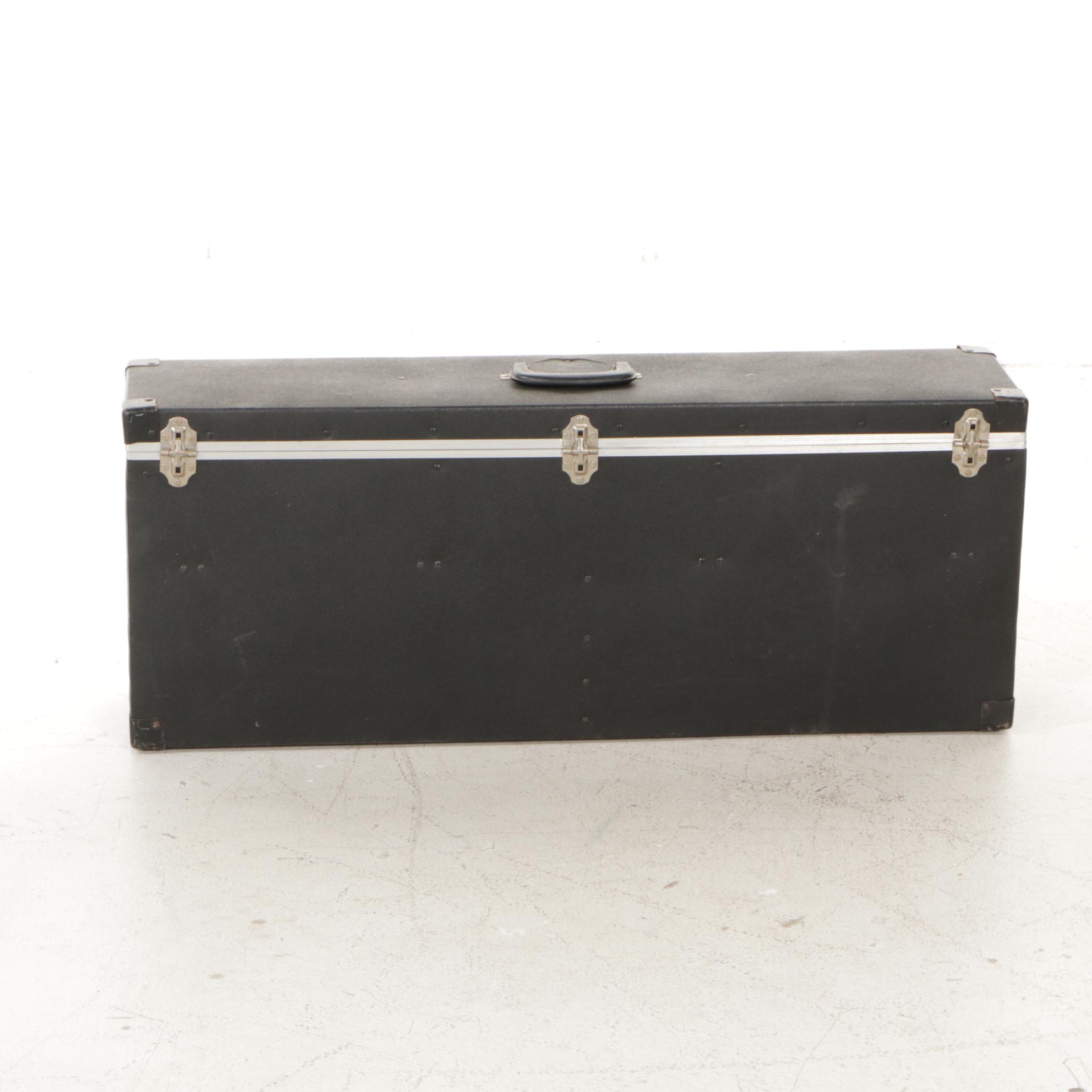 Compartmentalized Latching Storage Case