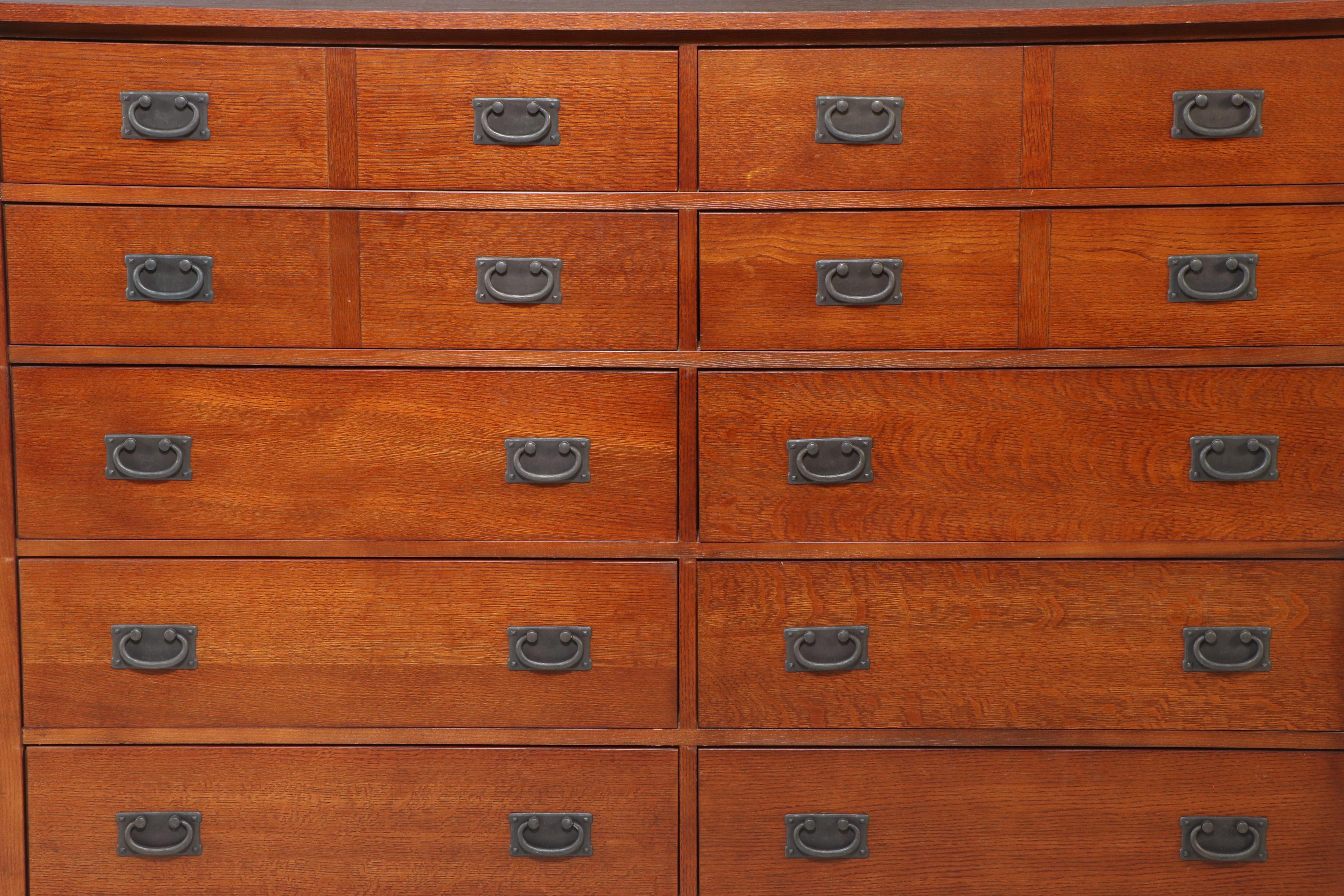 Contemporary Oak Chest of Drawers
