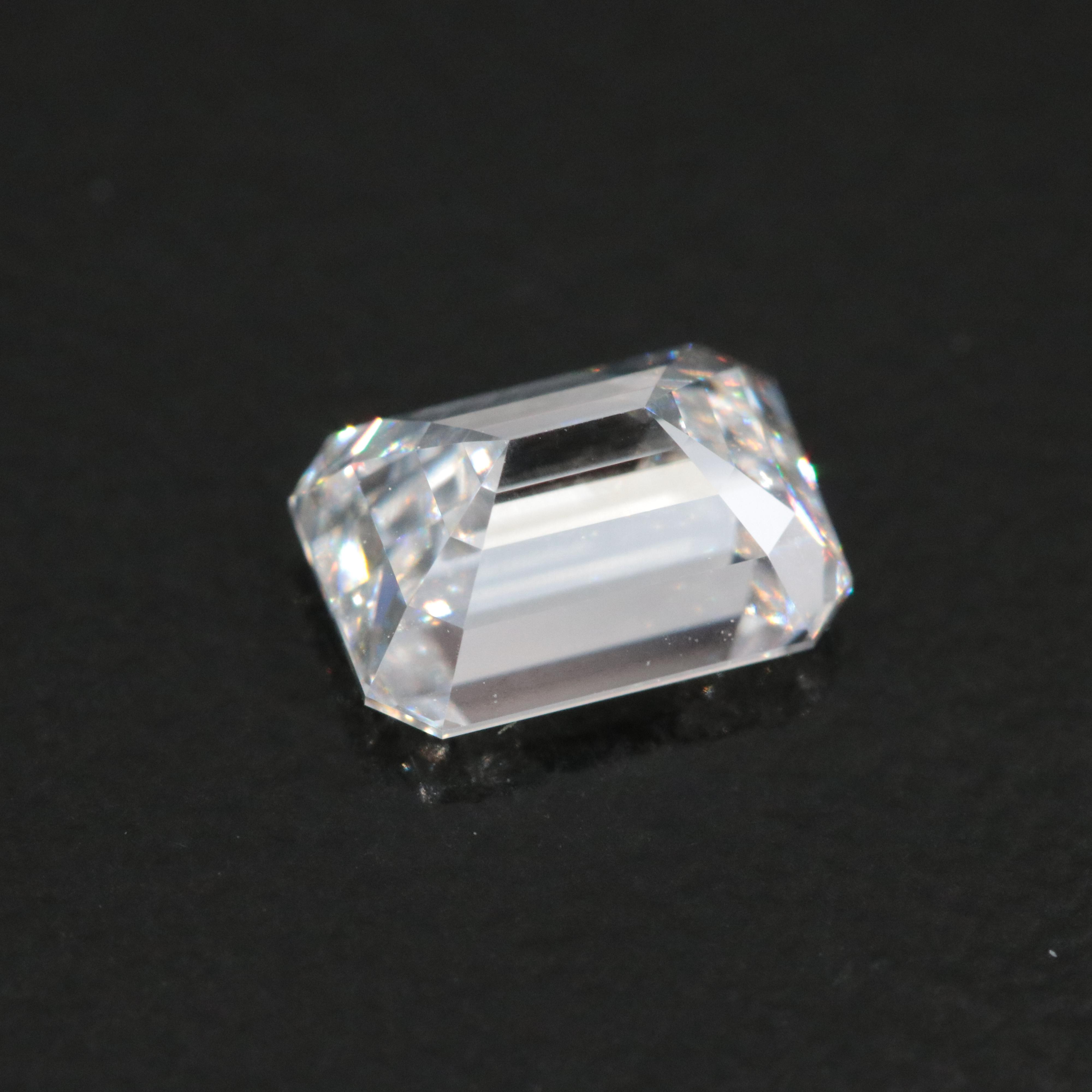 Loose 1.10 CT Lab Grown Diamond with IGI Report