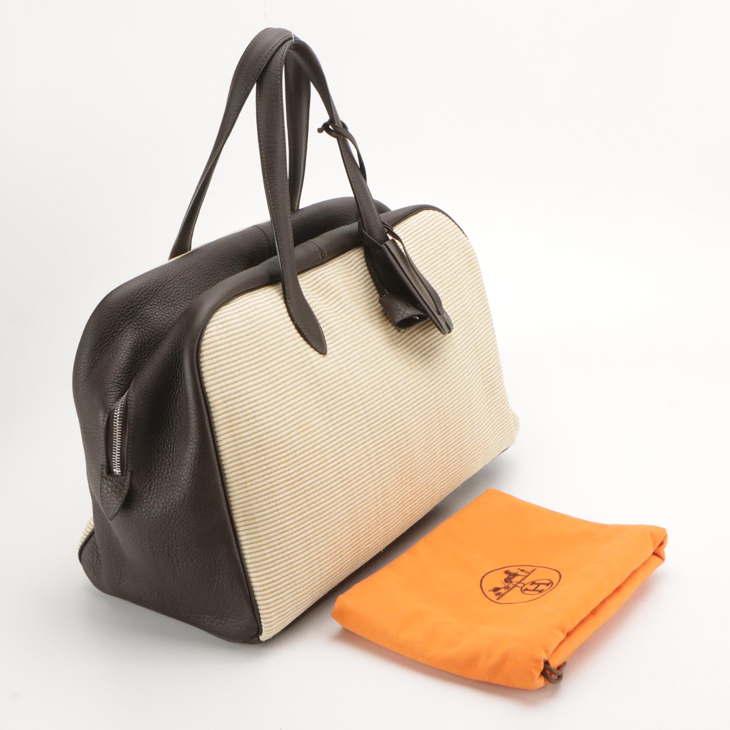 Hermès Victoria II 43 Bag in Natural Woven Fibers and Dark Brown Grained Leather