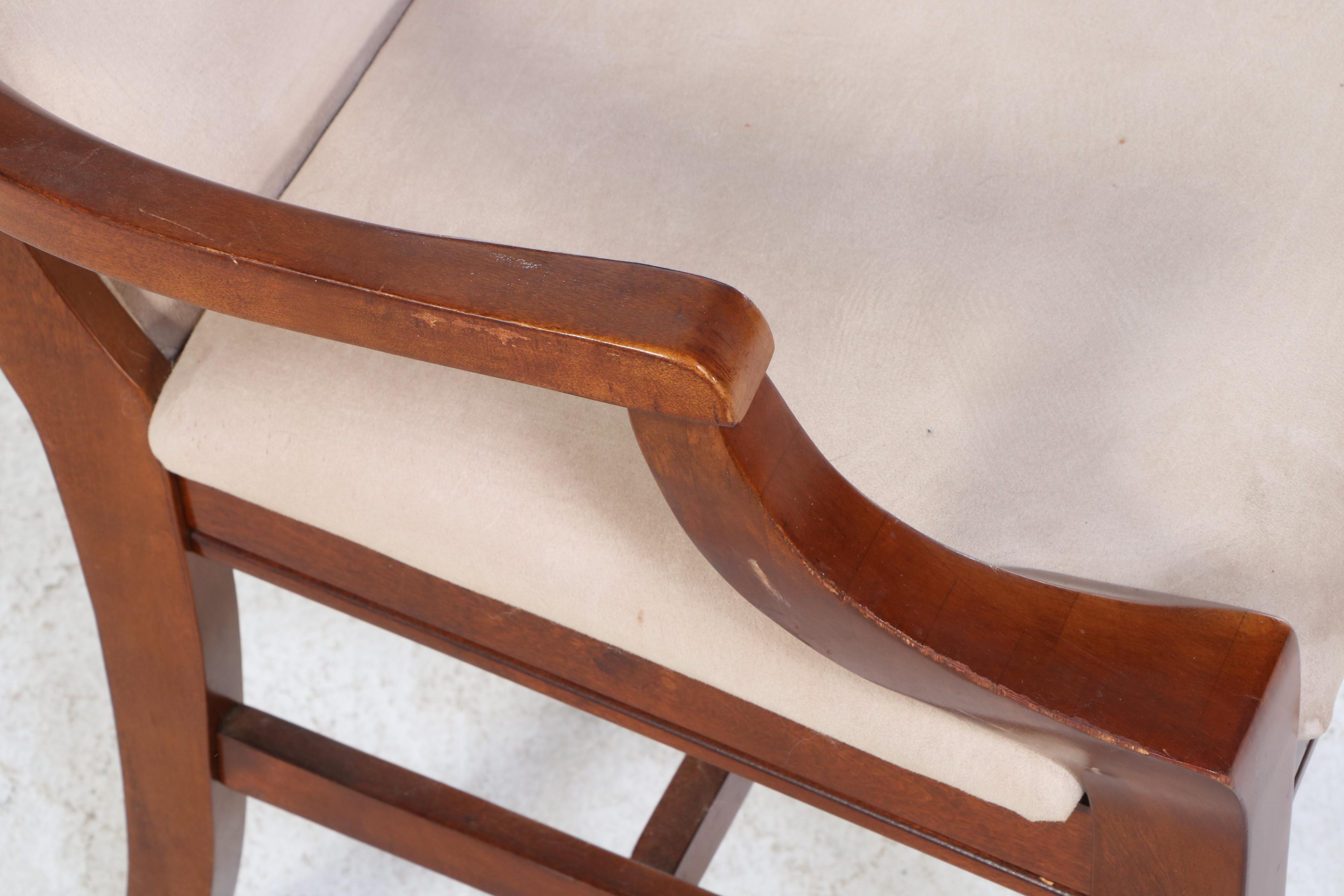 Markor International Contemporary Cherry Finish Dining Table and Four Chairs