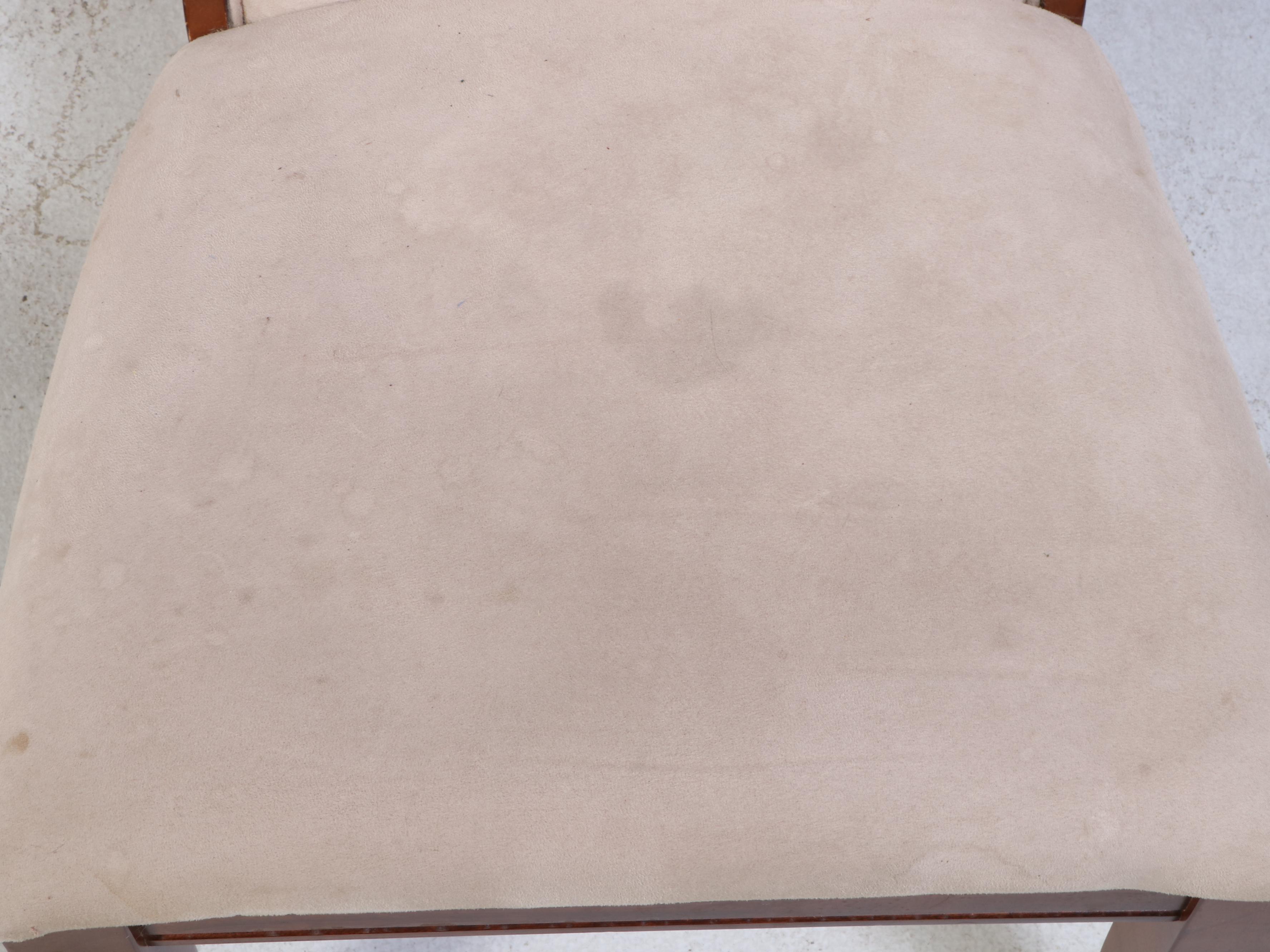 Markor International Contemporary Cherry Finish Dining Table and Four Chairs