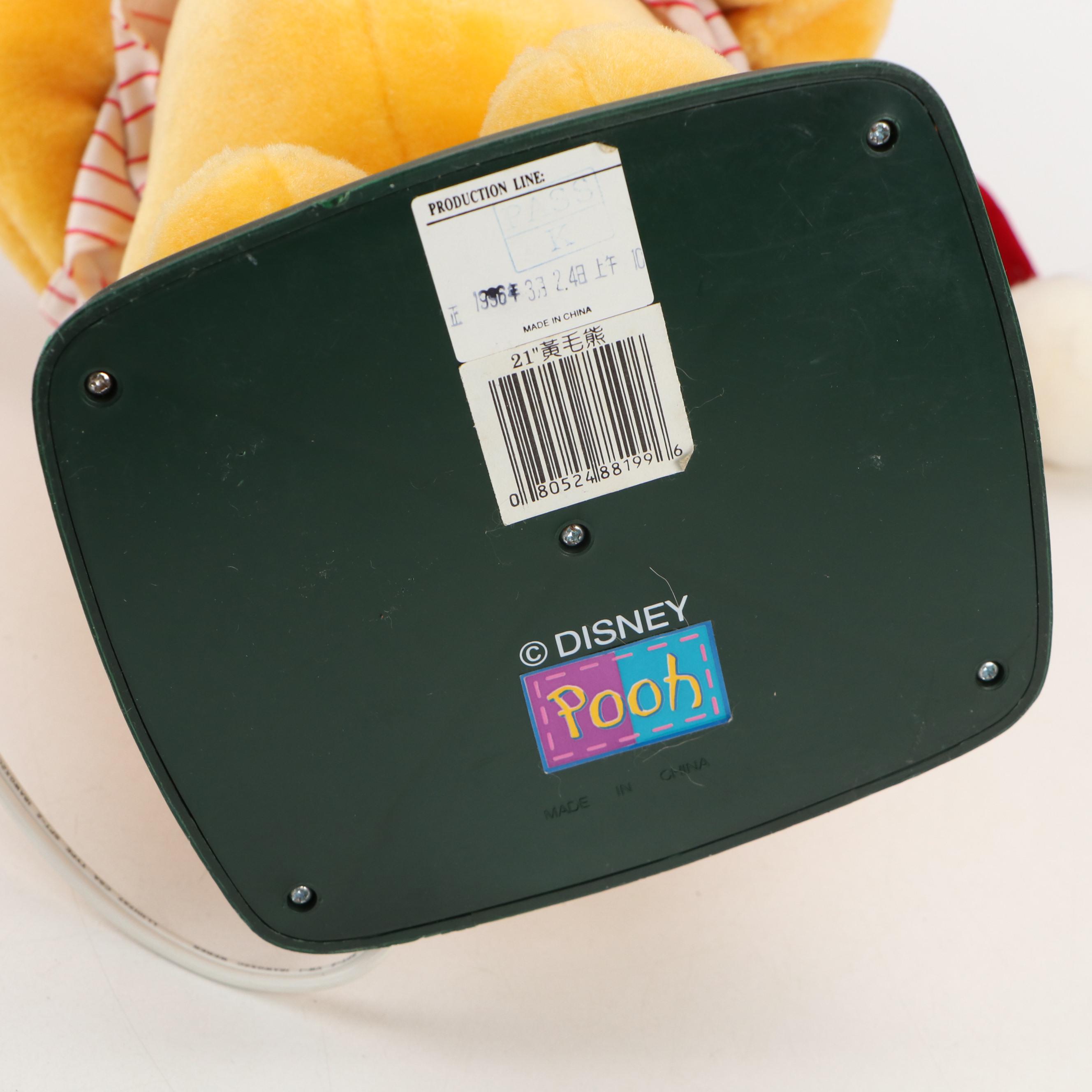 Telco Creations Winnie the Pooh Christmas Animated Figures