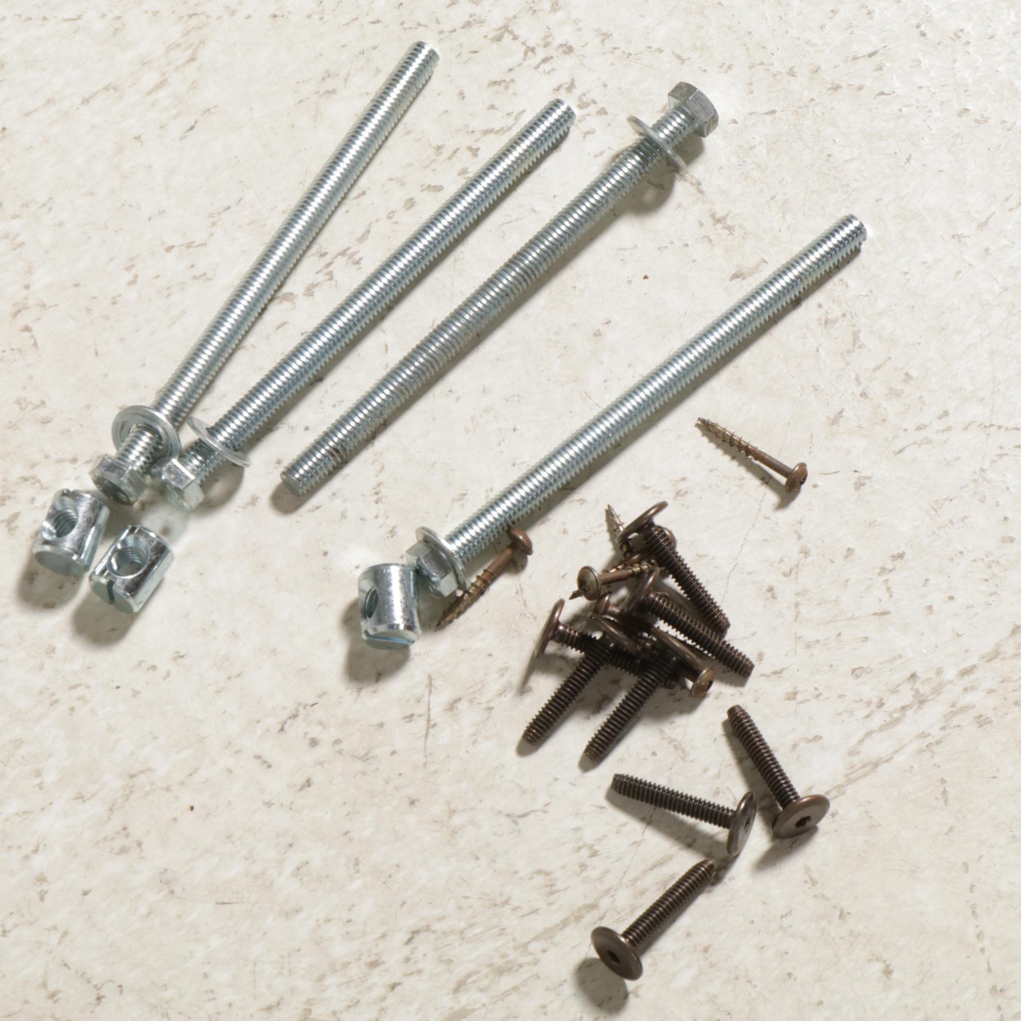 Ethan Allen "American Classics" Queen Size Cannonball Bed Frame