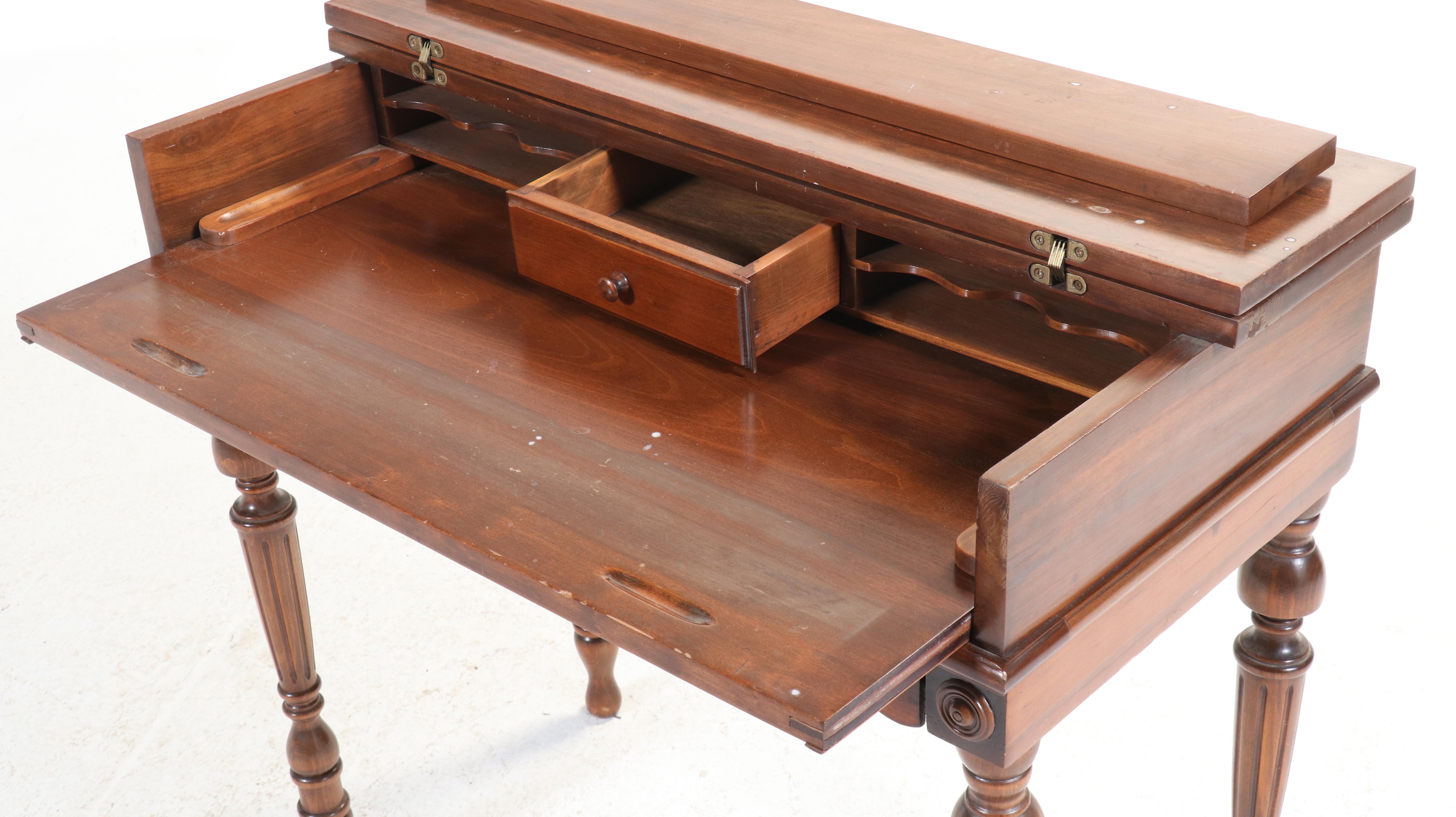 American Colonial Style Flip-Top Spinet Desk, Mid to Late 20th Century