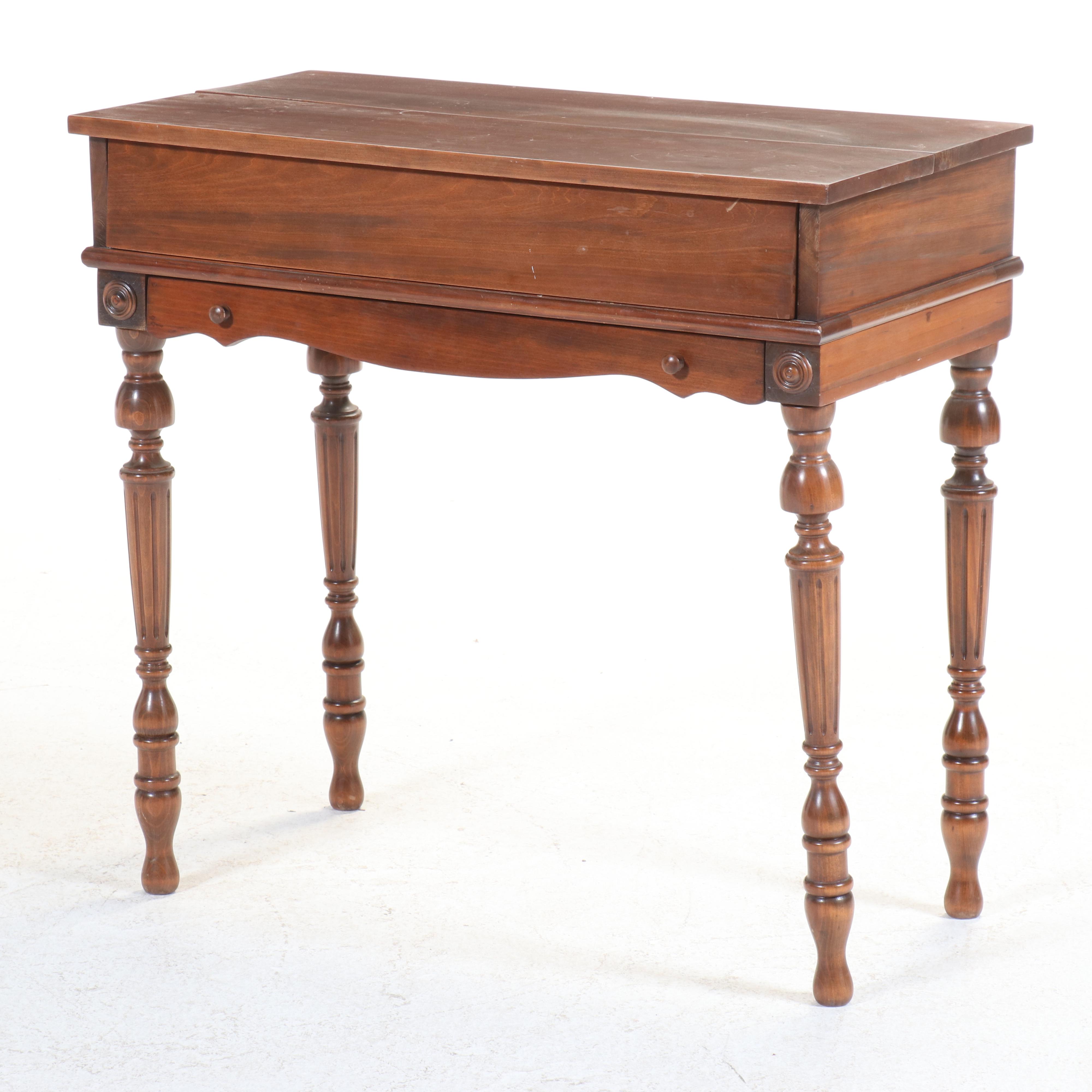 American Colonial Style Flip-Top Spinet Desk, Mid to Late 20th Century