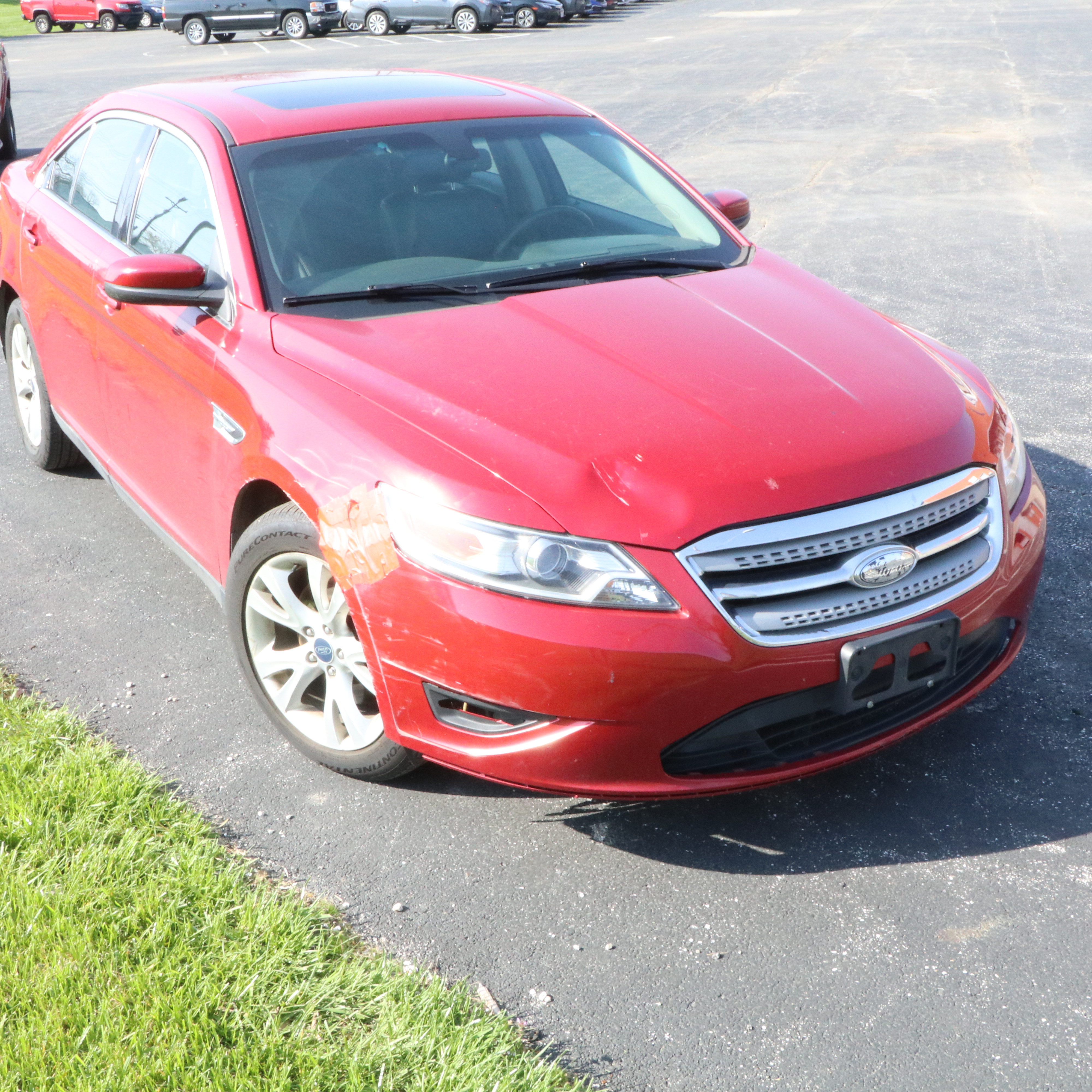 2010 Ford Taurus SEL Sedan