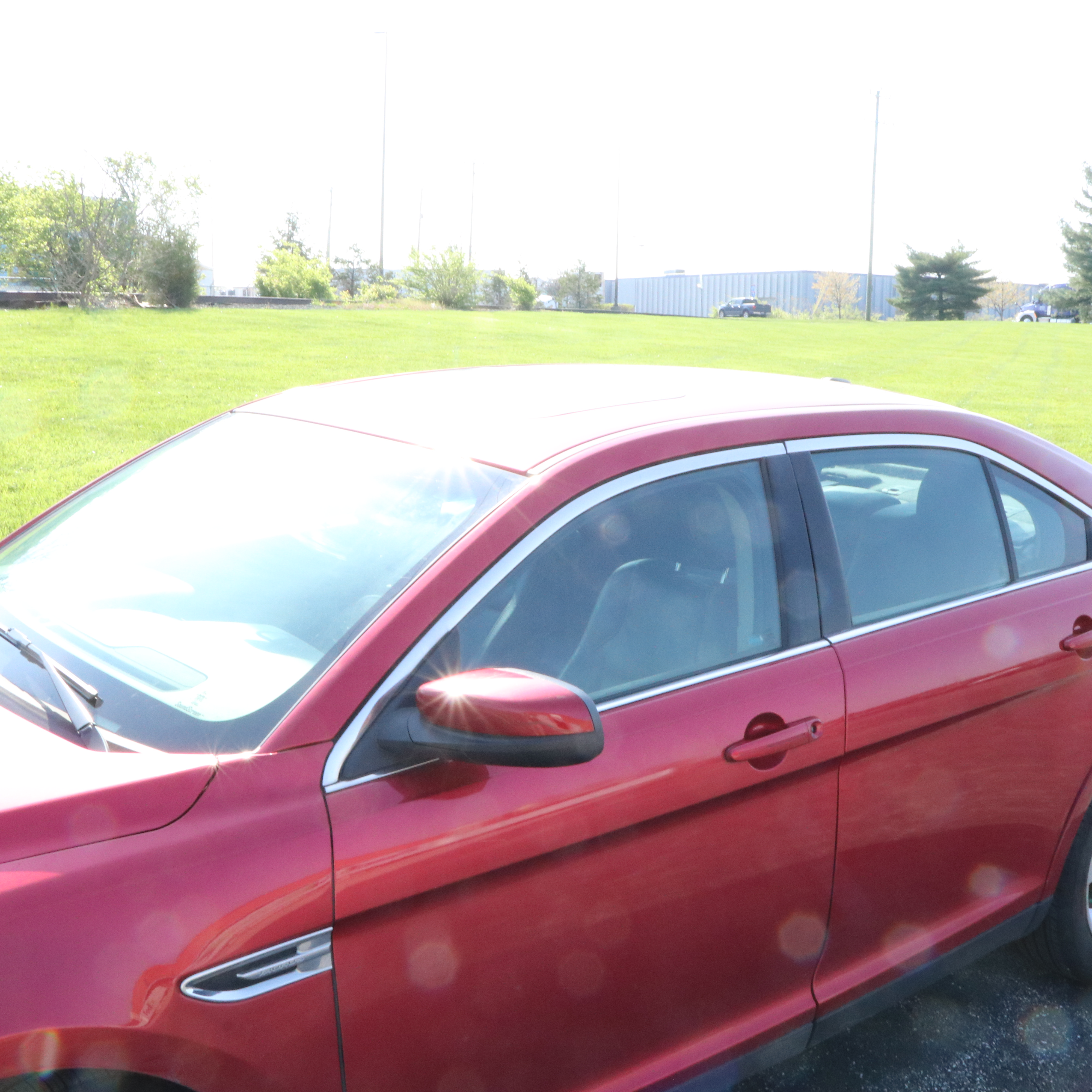2010 Ford Taurus SEL Sedan