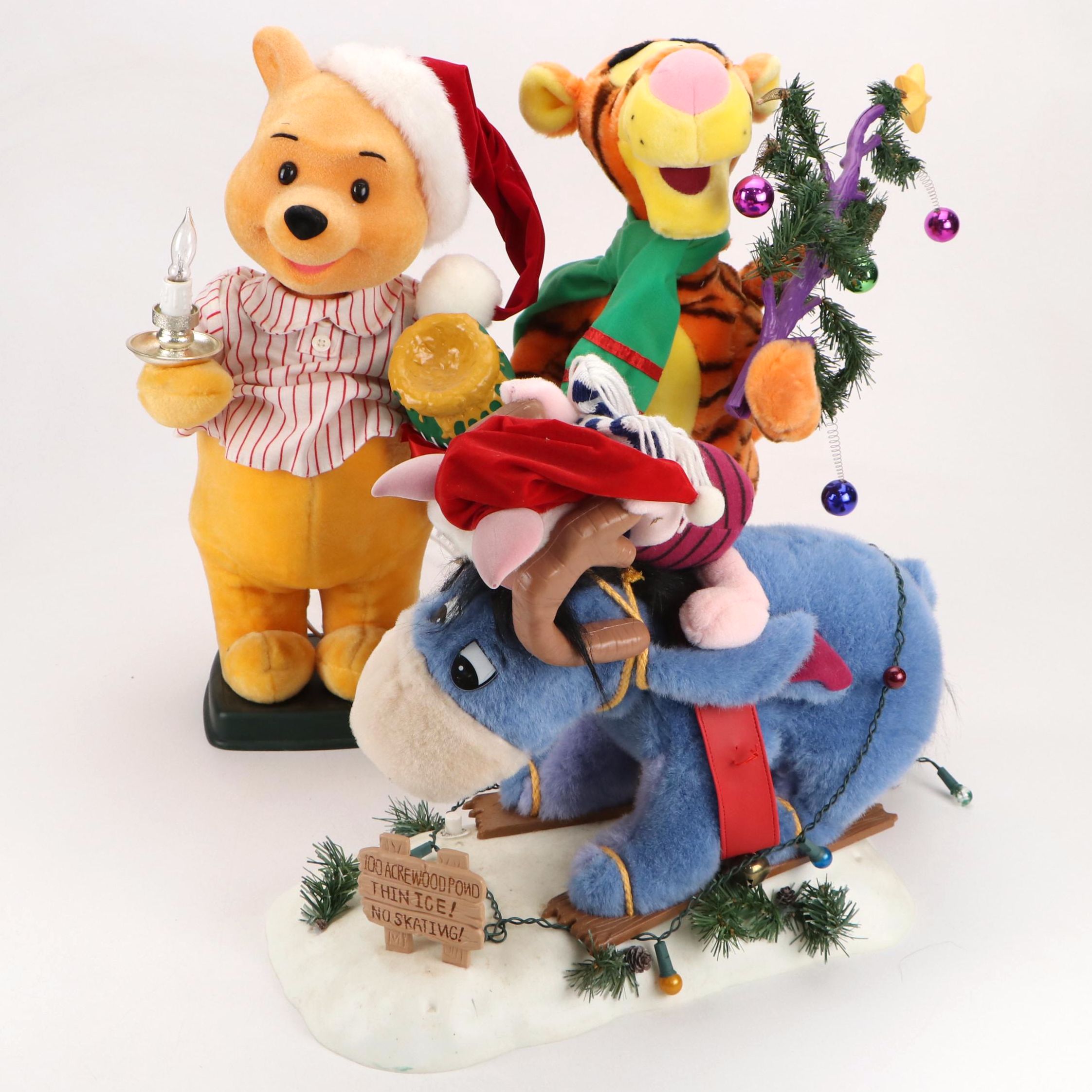 Telco Creations Winnie the Pooh Christmas Animated Figures