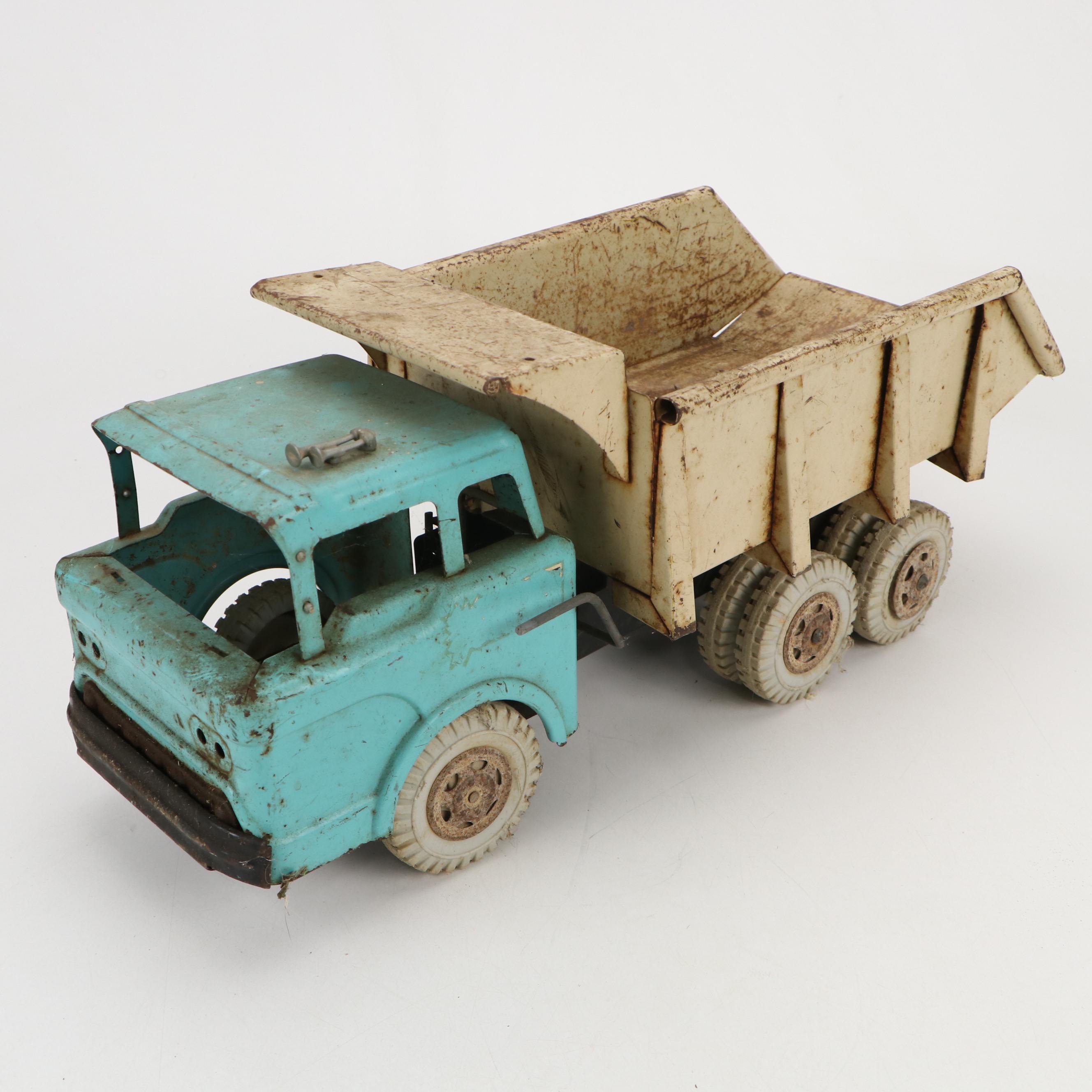 Louis Marx & Co. US Army Transport and Powerhouse Dump Truck, 1950s and 1960s