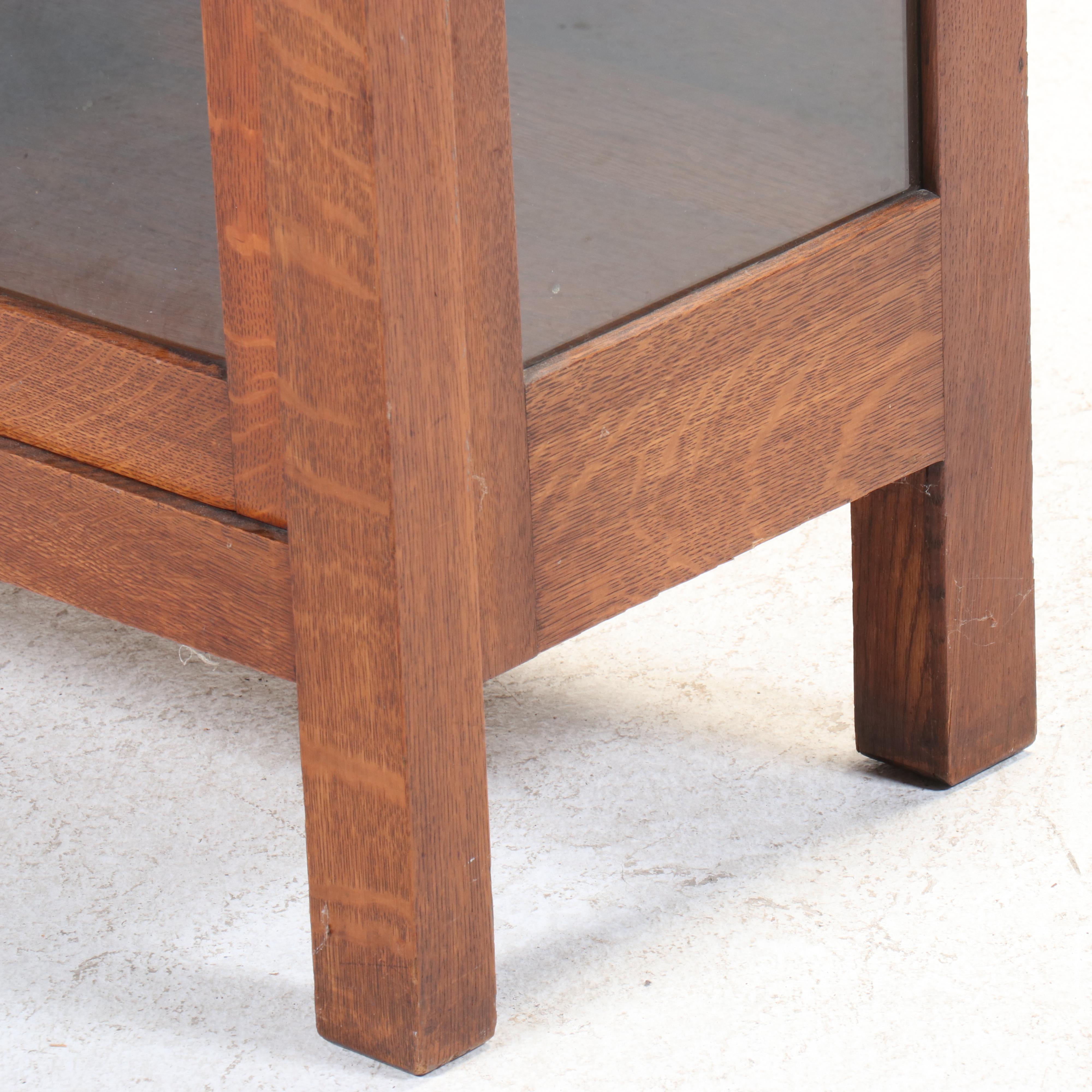 Arts and Crafts Quartersawn Oak and Ash Display Cabinet, Early 20th Century