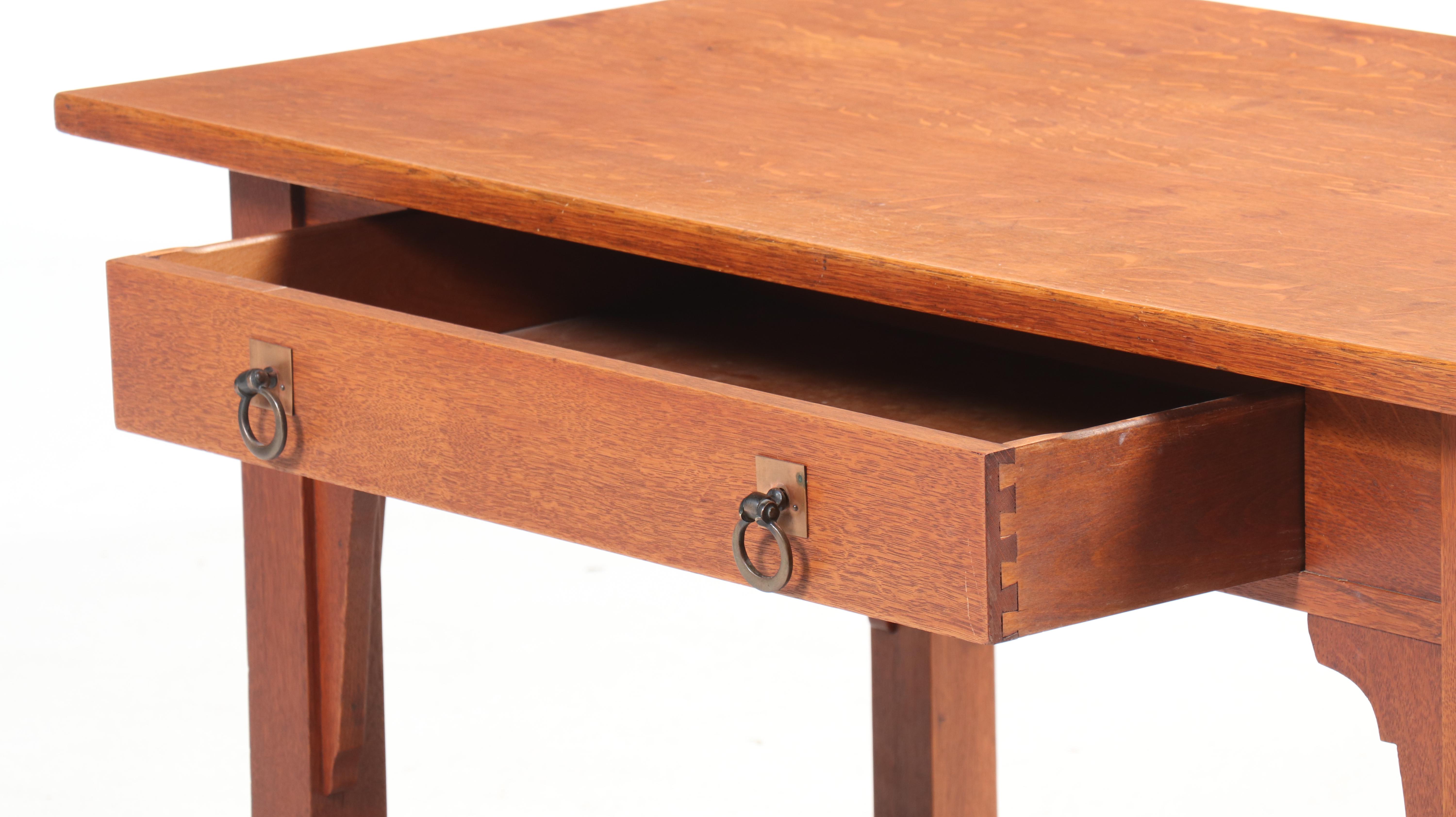 Stickley Bros. Arts and Crafts Quartersawn Oak Library Table, Early 20th Century