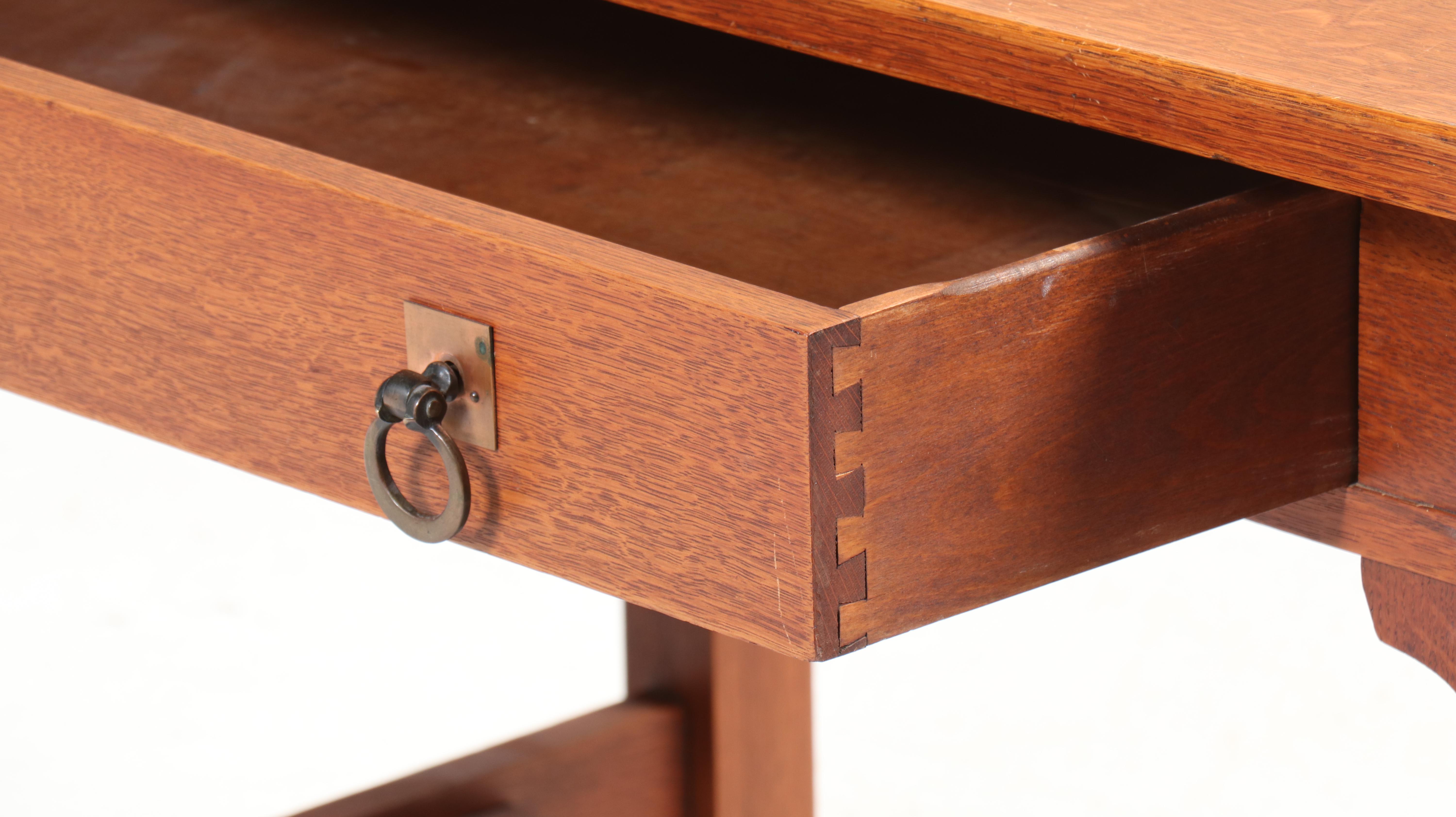 Stickley Bros. Arts and Crafts Quartersawn Oak Library Table, Early 20th Century