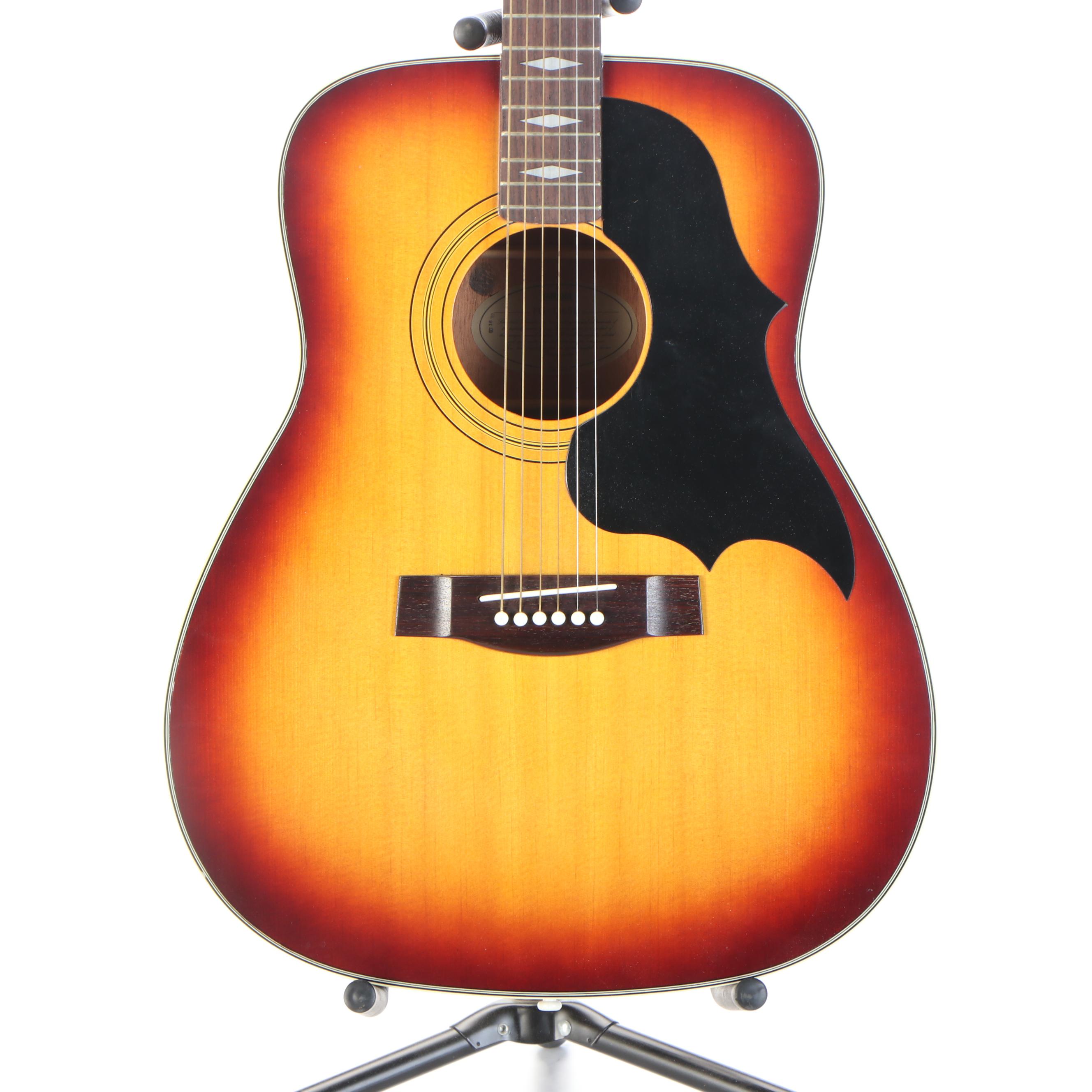 Yamaha Sunburst Acoustic Guitar with Leather Case and Strap