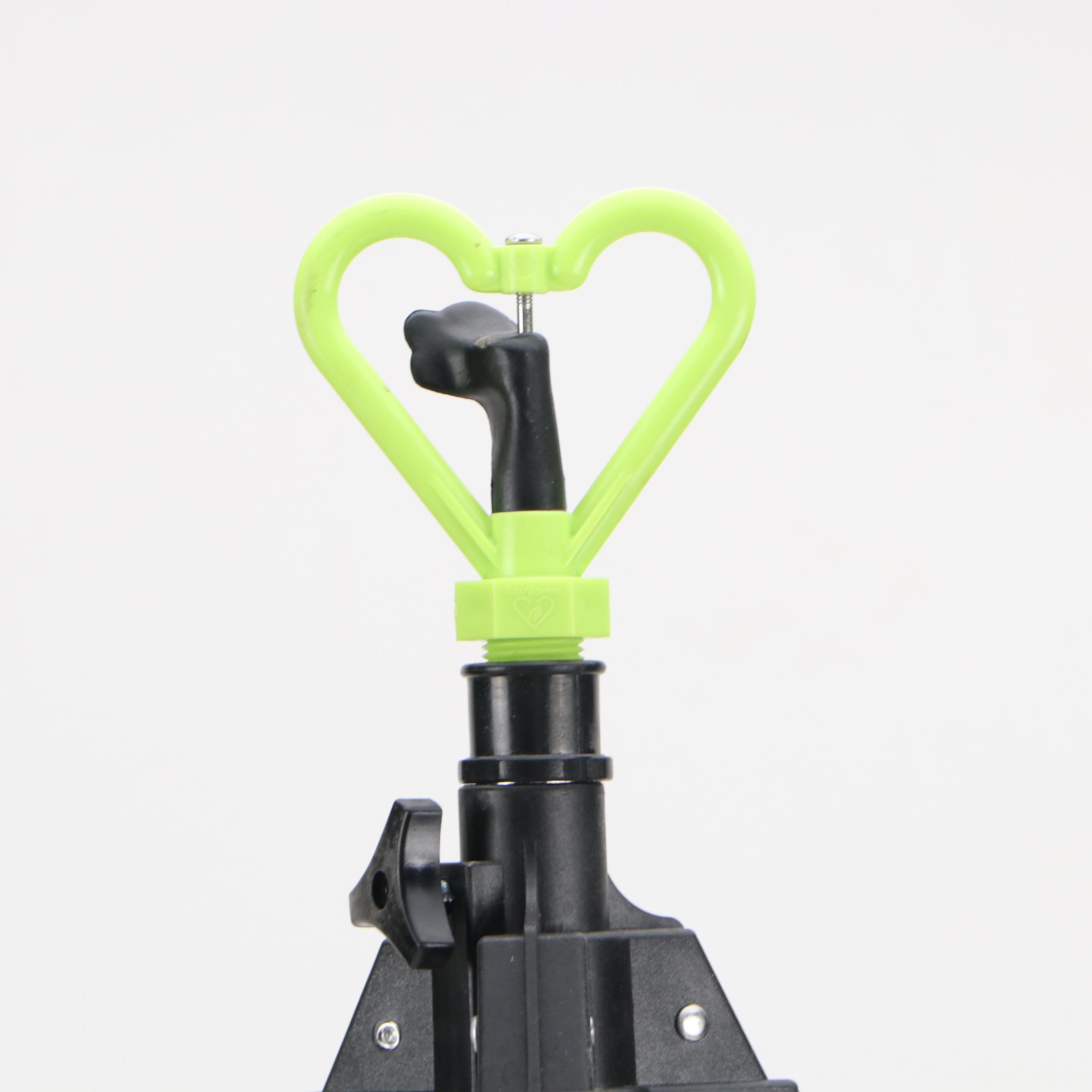 Etna Tripod Rainforest Sprinkler