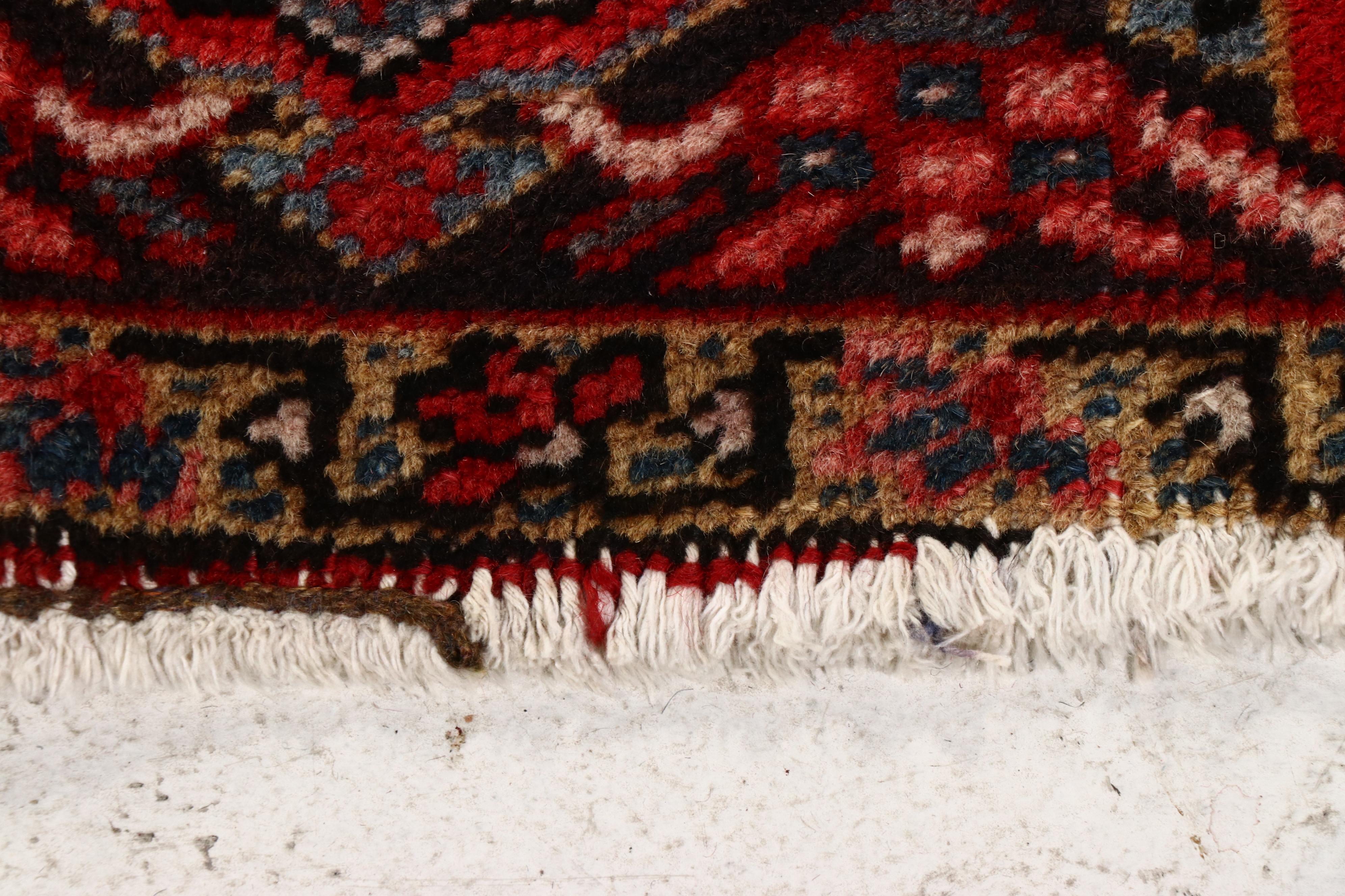 8'3 x 10'7 Hand-Knotted Persian Ahar Area Rug