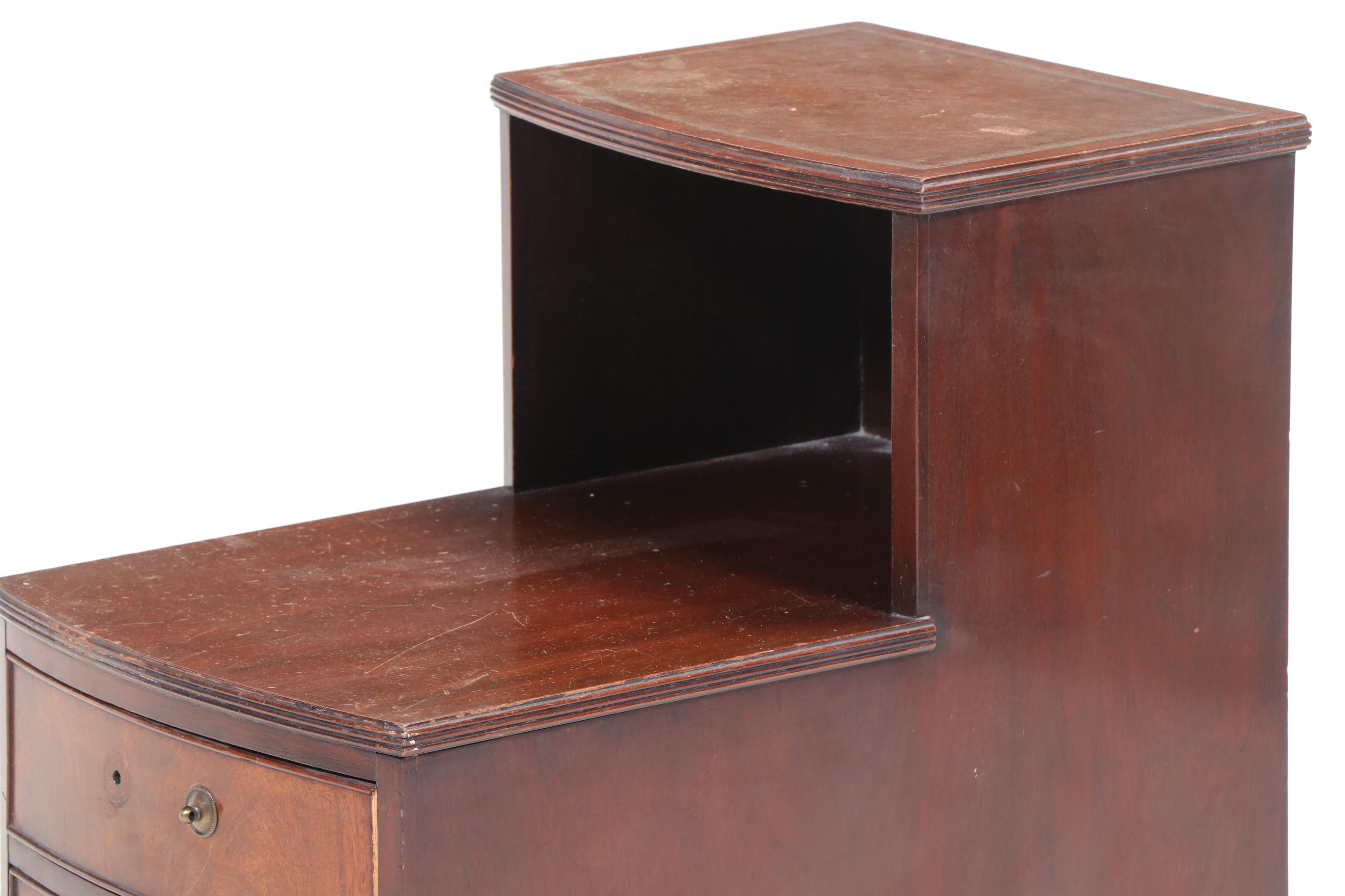 Federal Style Mahogany Stepback Side Table, Early to Mid-20th Century