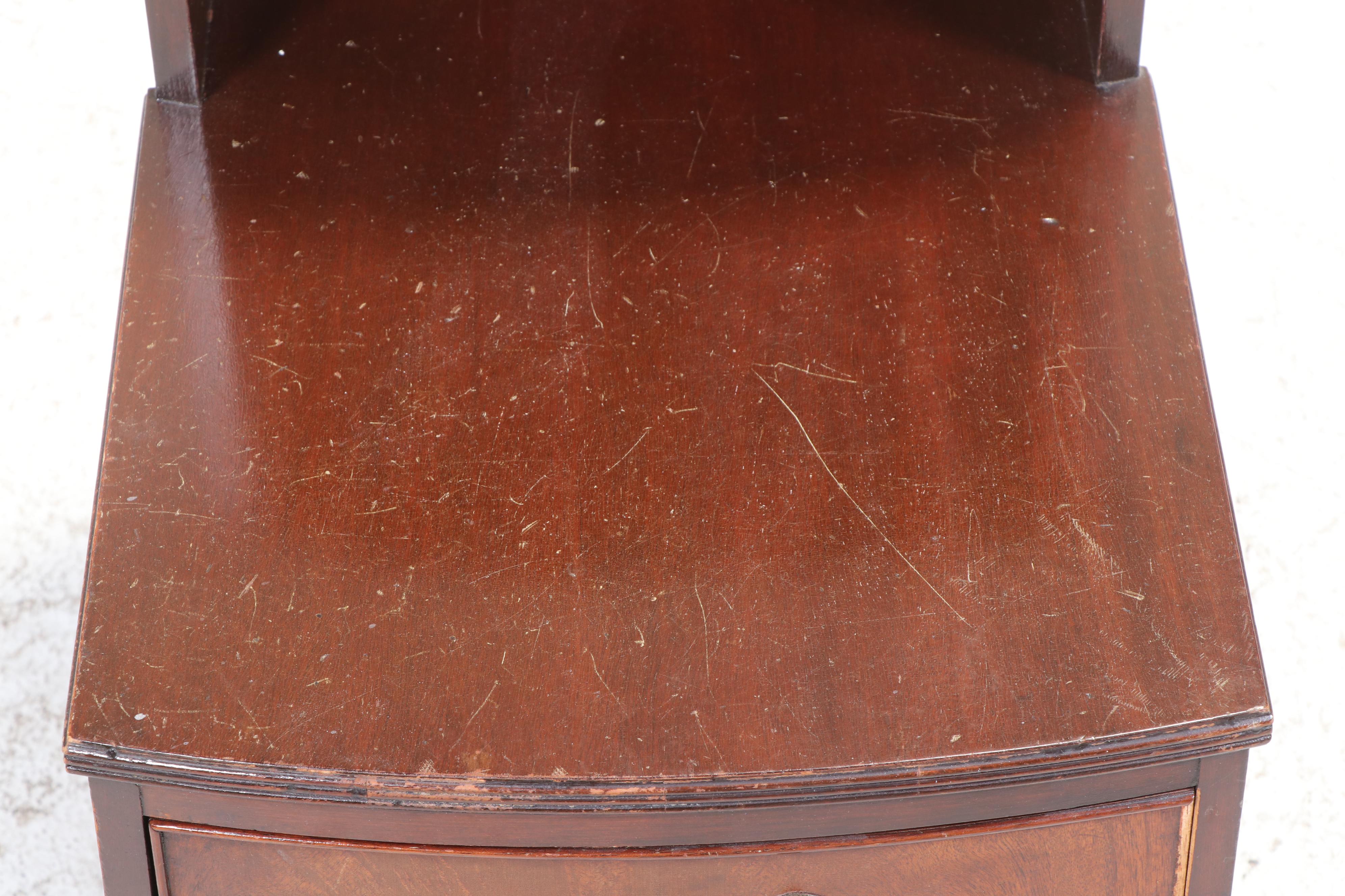 Federal Style Mahogany Stepback Side Table, Early to Mid-20th Century