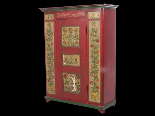 Elements of Delight: Art, Furniture & Décor