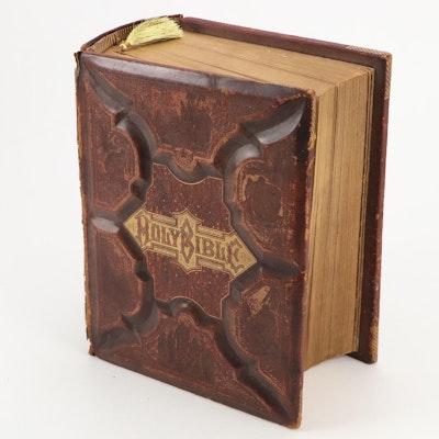 Illustrated Leather Bound Parallel-Column Edition Holy Bible Illustrated Leather Bound Parallel-Column Edition Holy Bible