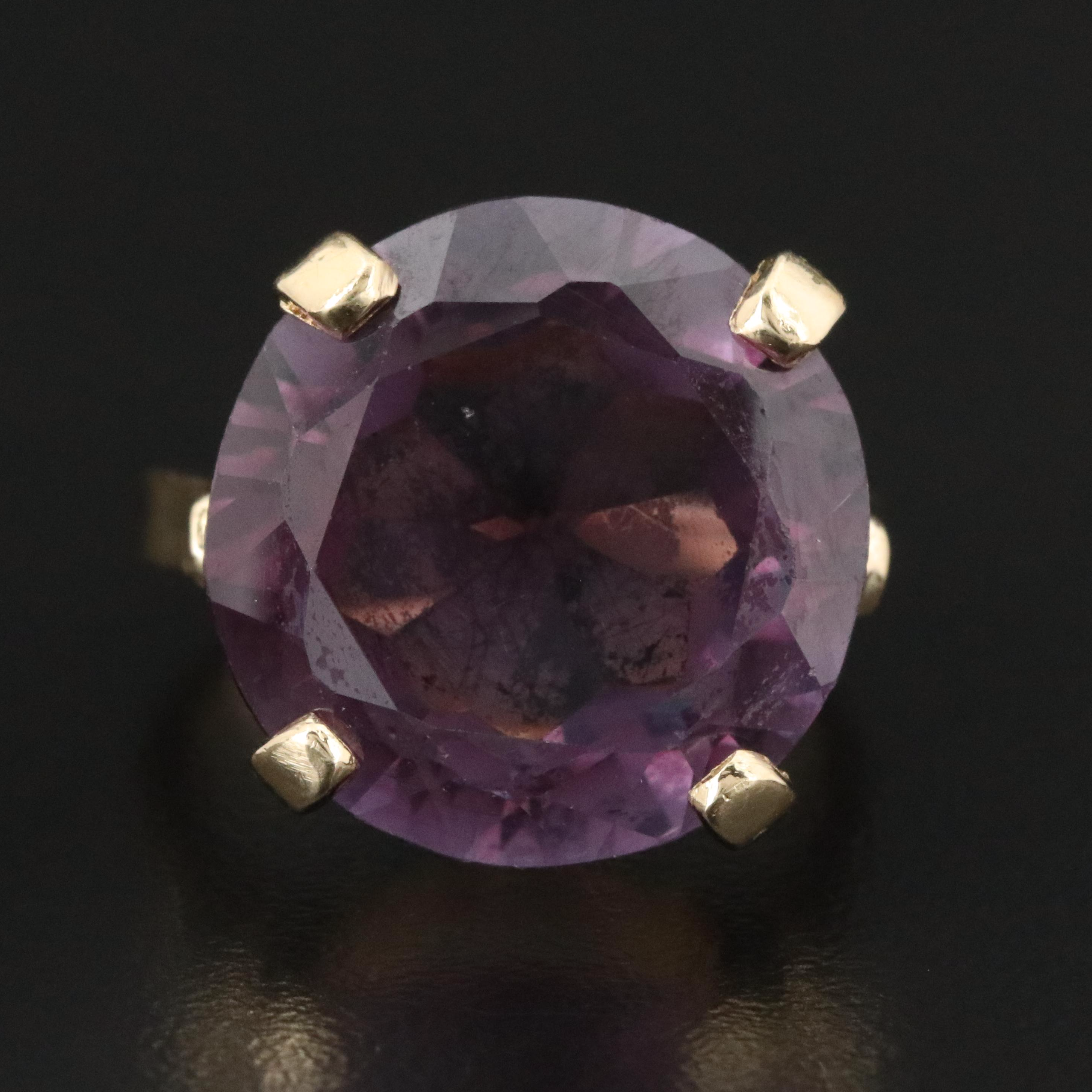 14K Lab Grown Color Change Sapphire Ring