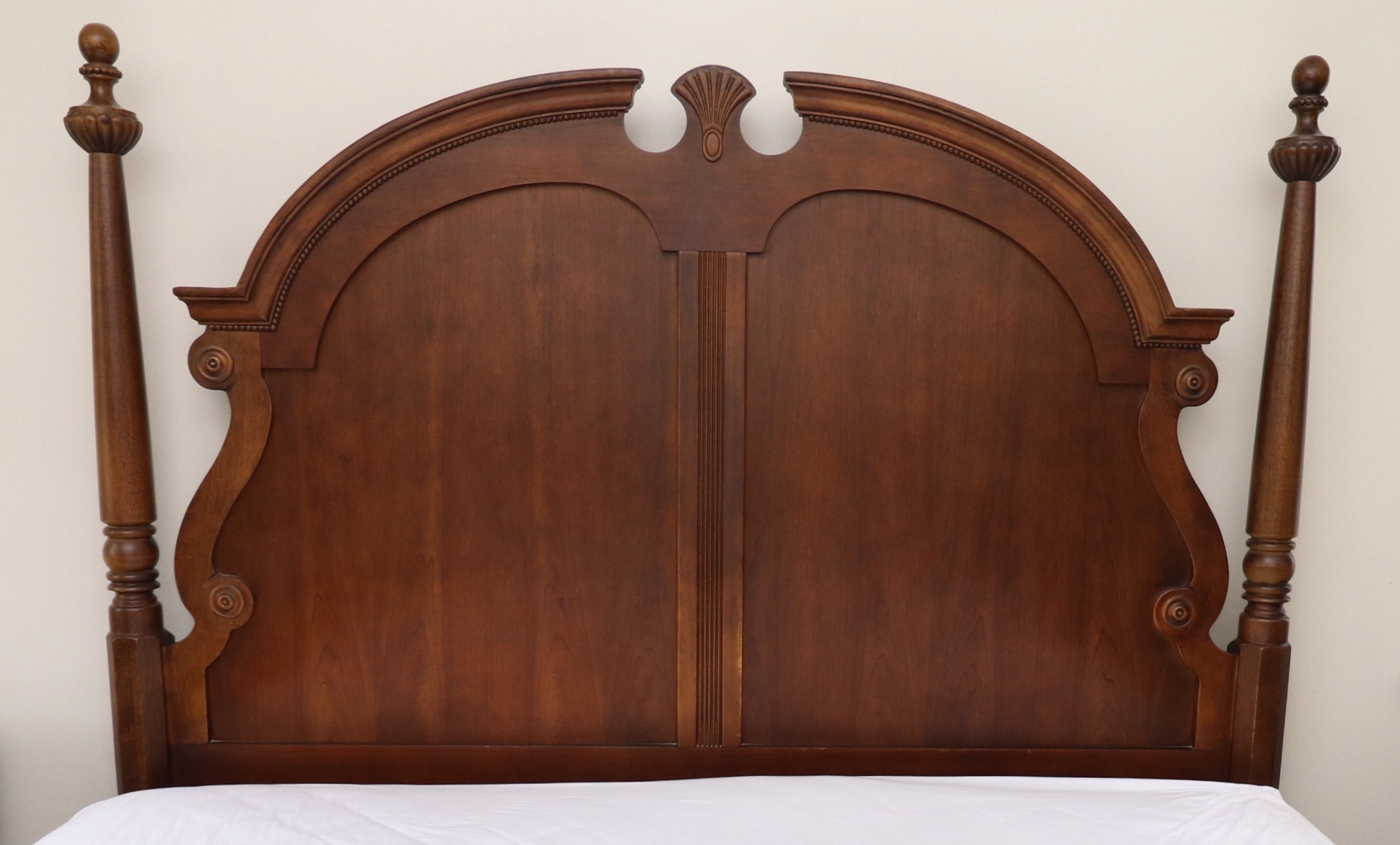 Georgian Style Mahogany Four-Poster King Size Bed Frame, Mid to Late 20th C.