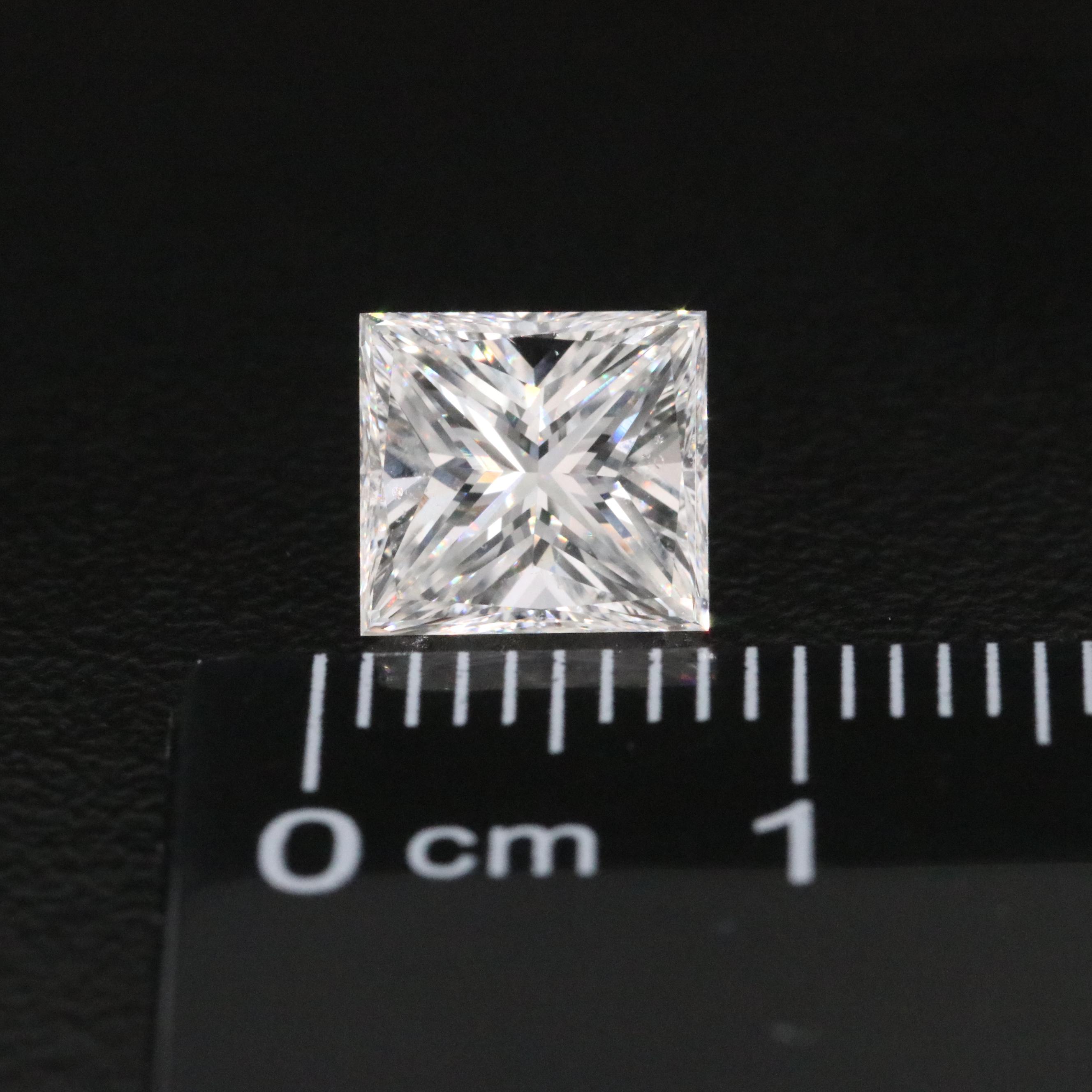 Loose 2.01 CT Diamond with Online GIA Report