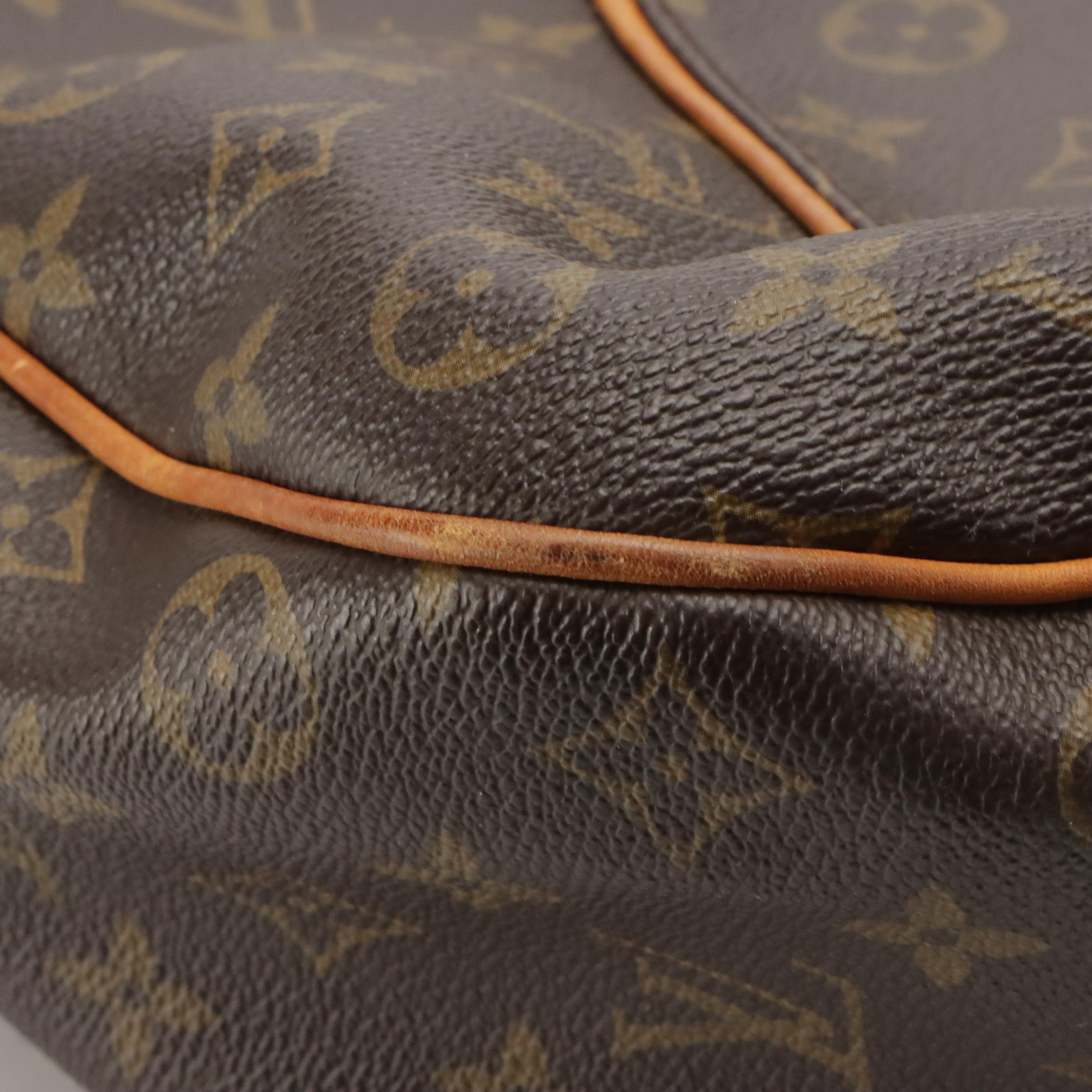 Louis Vuitton Galliera GM Shoulder Bag in Monogram Canvas and Leather