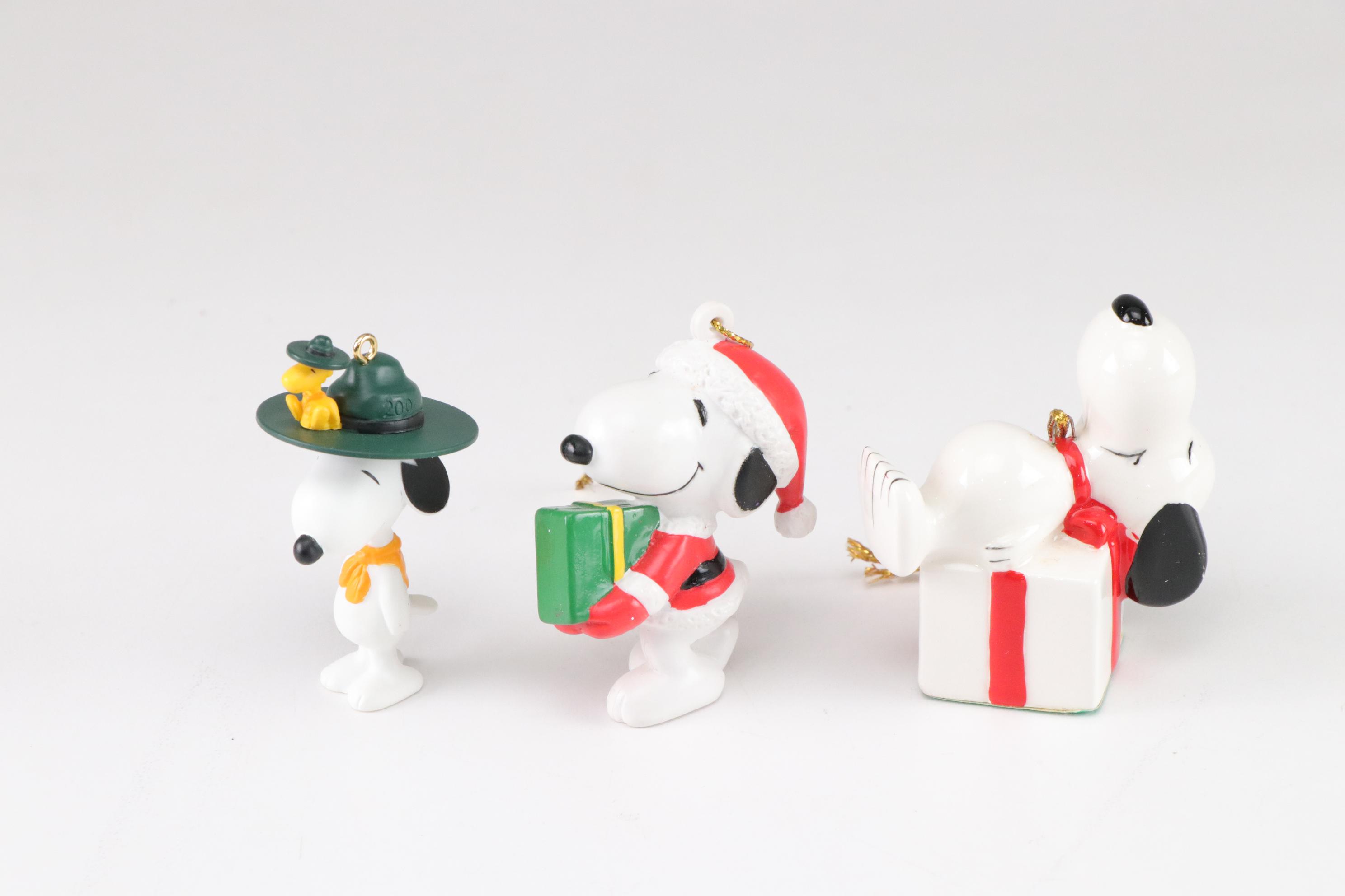 "The Joy of A Peanuts Christmas" Book with Snoopy Ornaments Collection