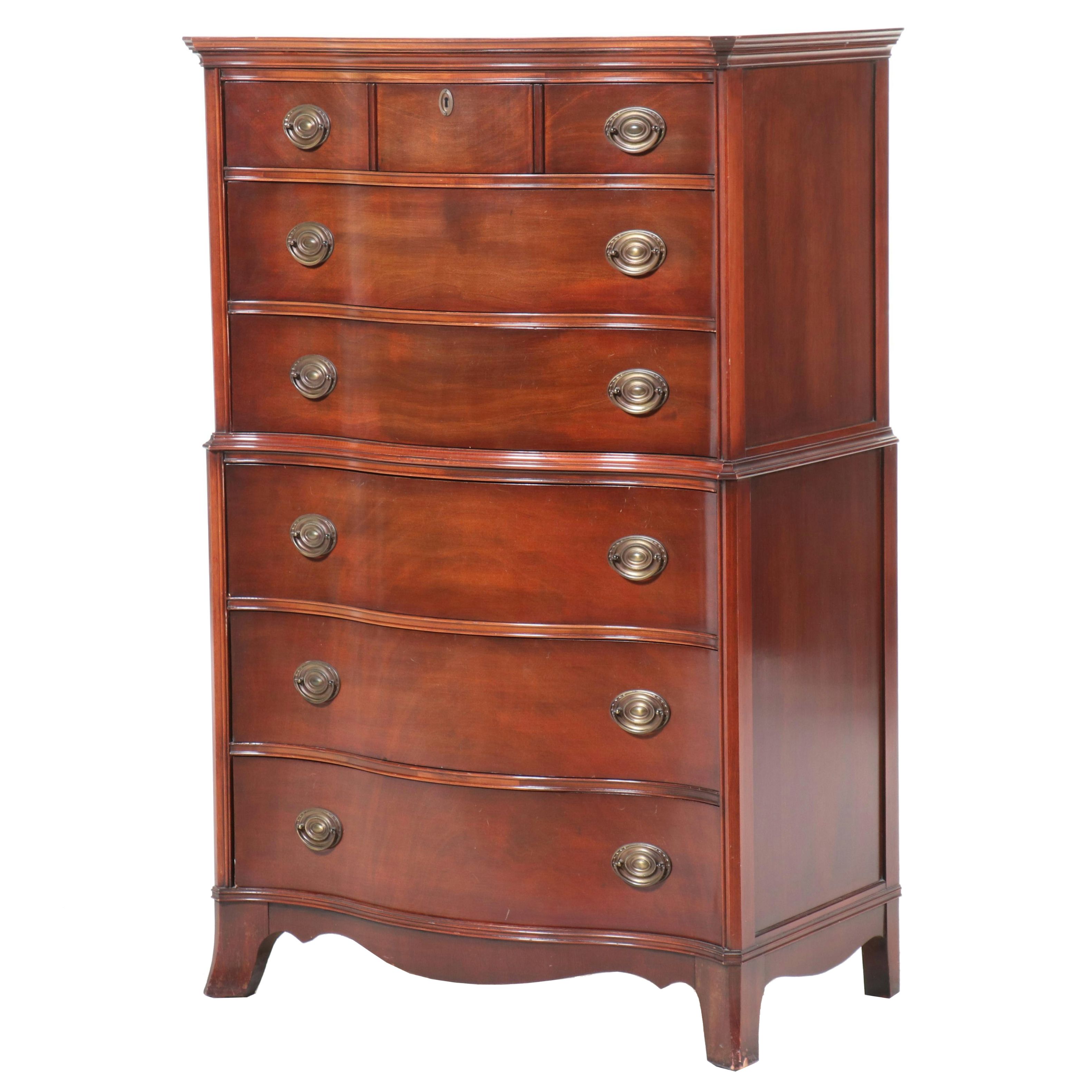 White Fine Furniture Federal Style Mahogany Six-Drawer Serpentine-Front Chest