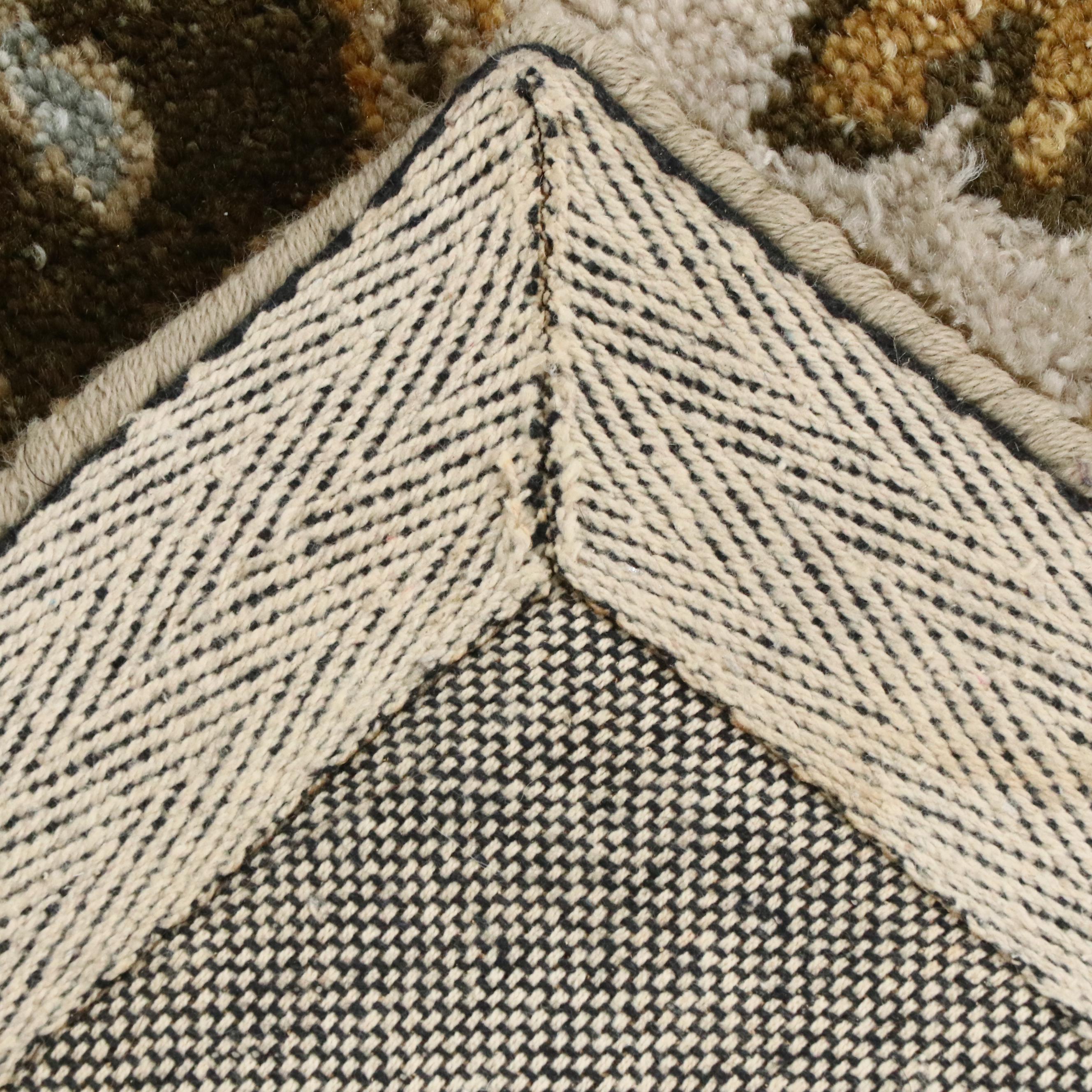 Ballard Designs 5'7 x 8'3 Hand-Tufted Contemporary Area Rug