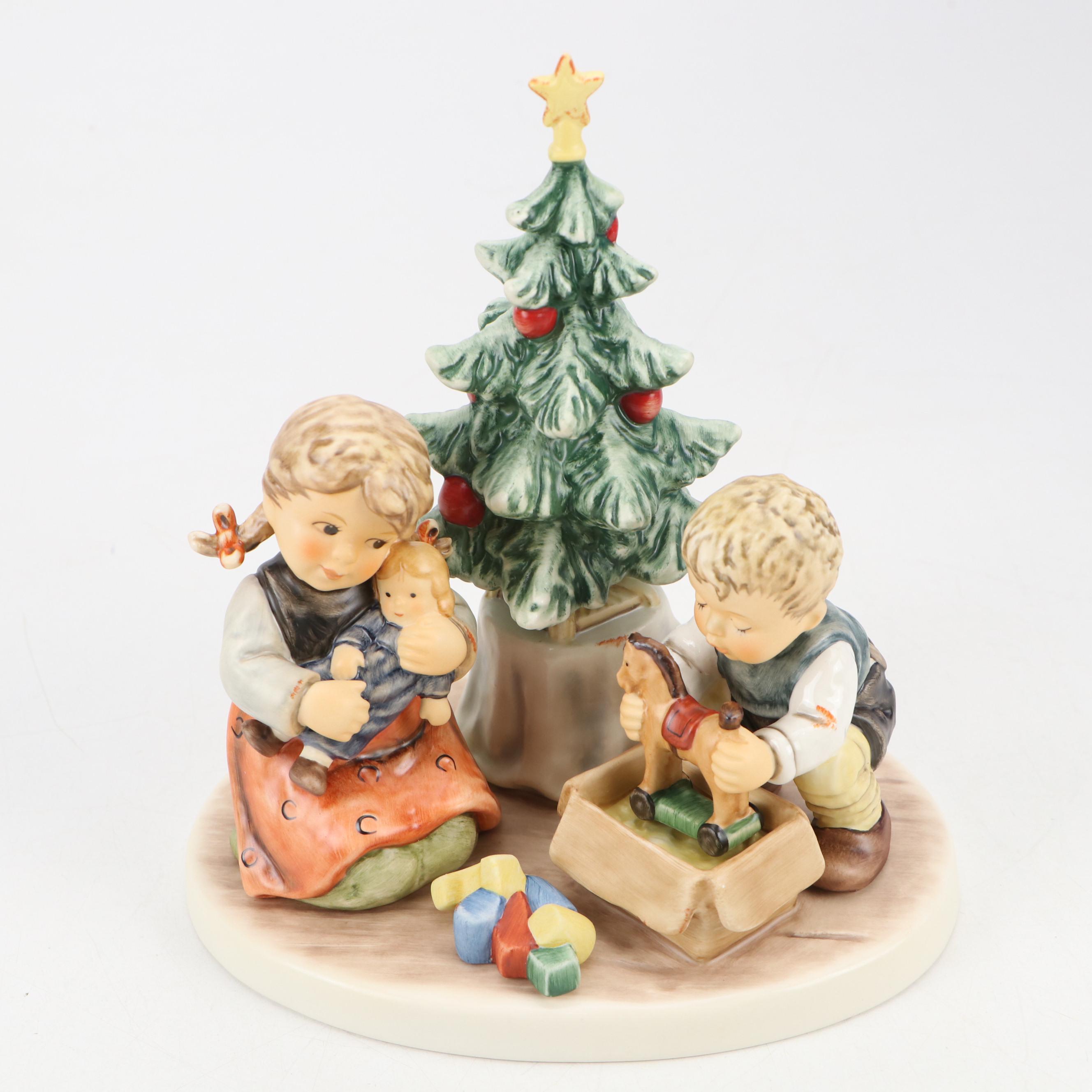 Goebel Limited Edition "Christmas Morning" Porcelain Hummel Figurine, 2007