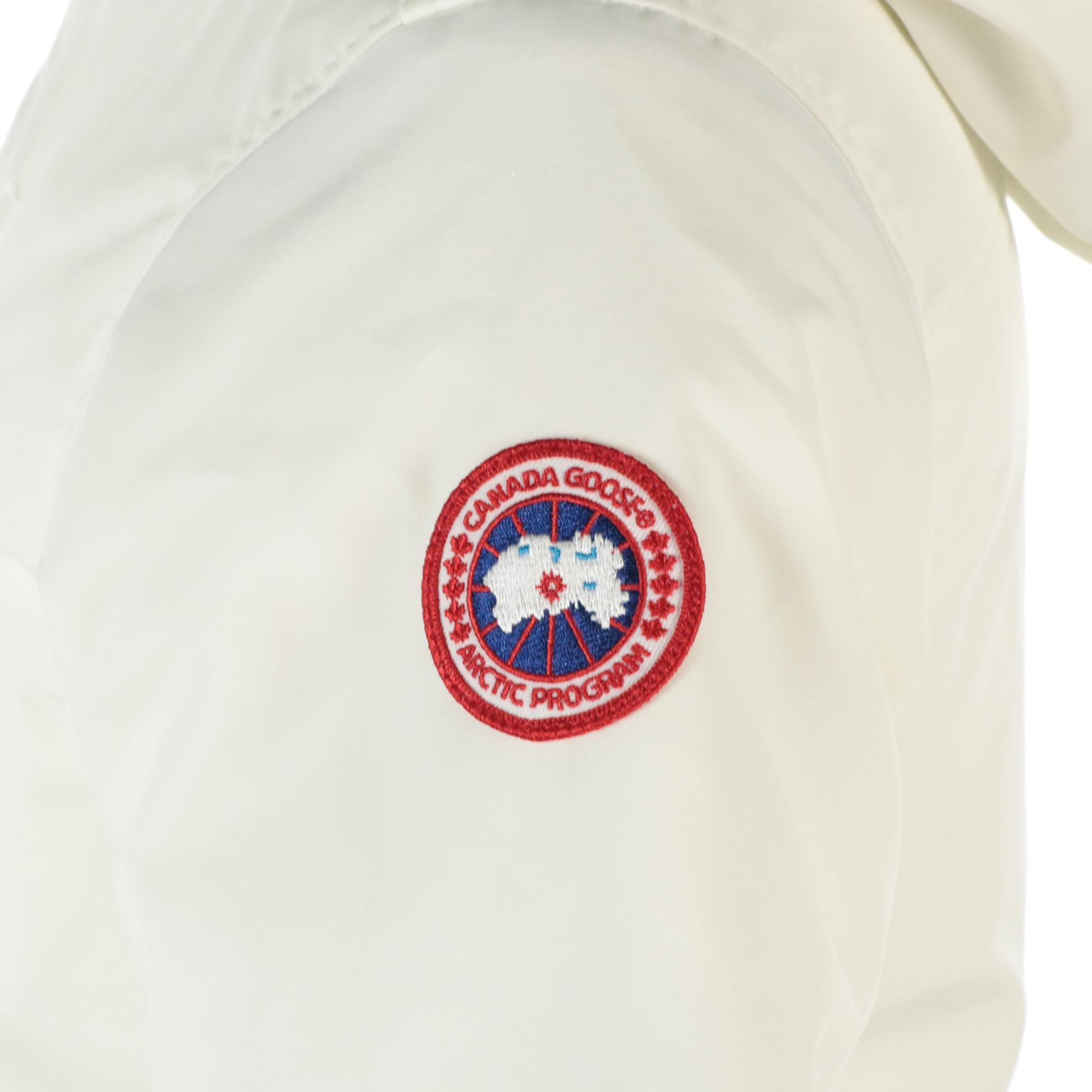 Youth Canada Goose Logan Hooded Parka with Reflective Sleeve Trim and Tags