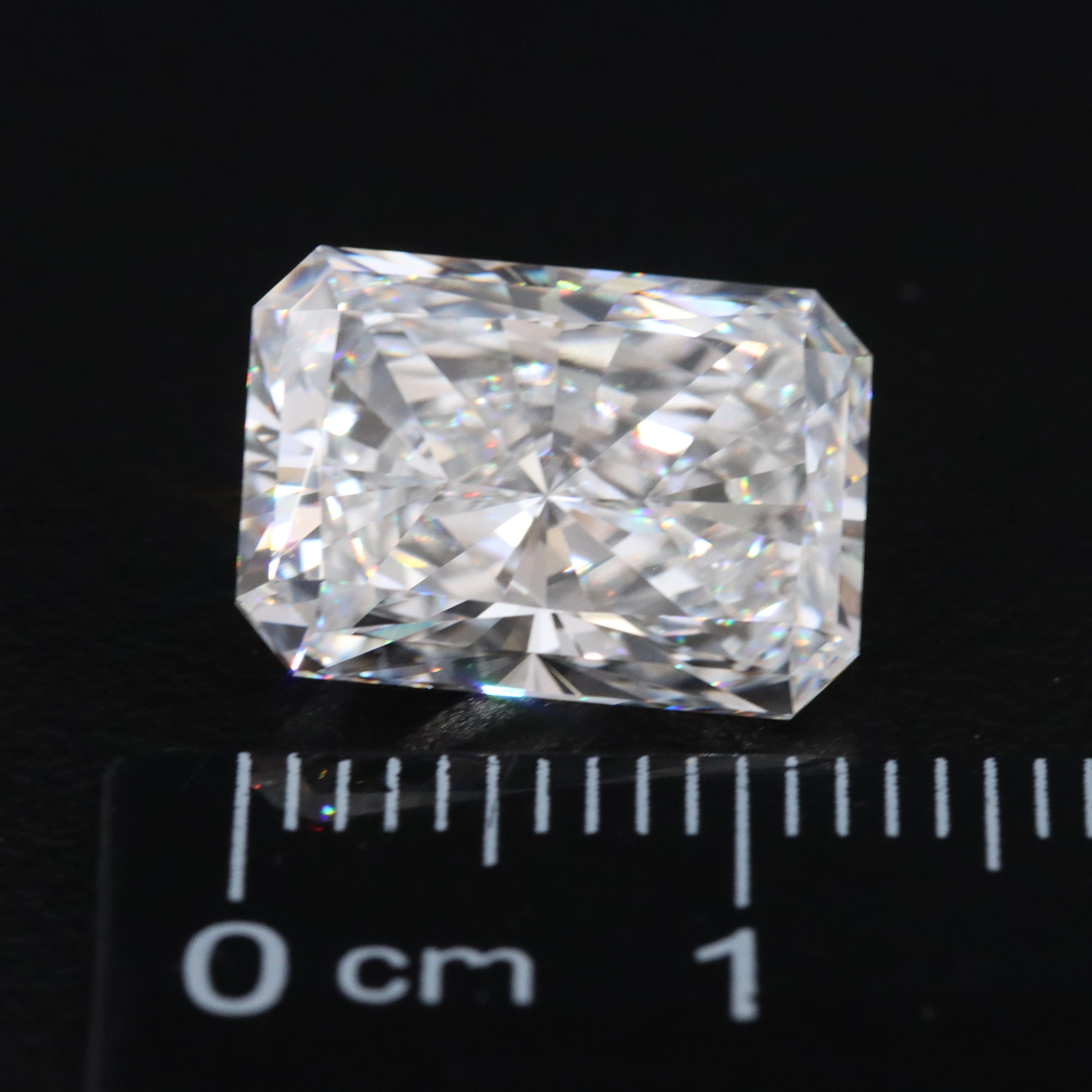 Loose 6.05 CT Lab Grown Diamond with IGI Report